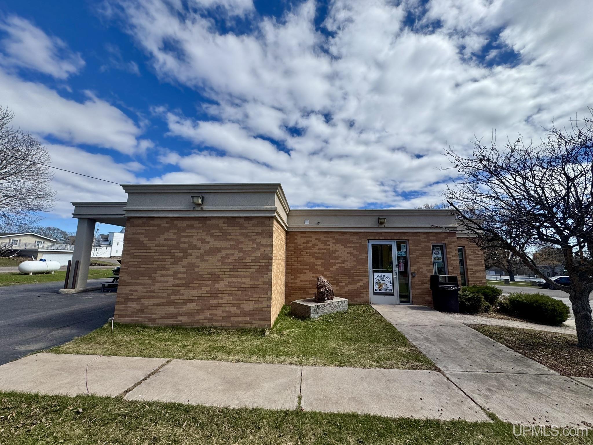 MLS 50207404 Large photo number 3 