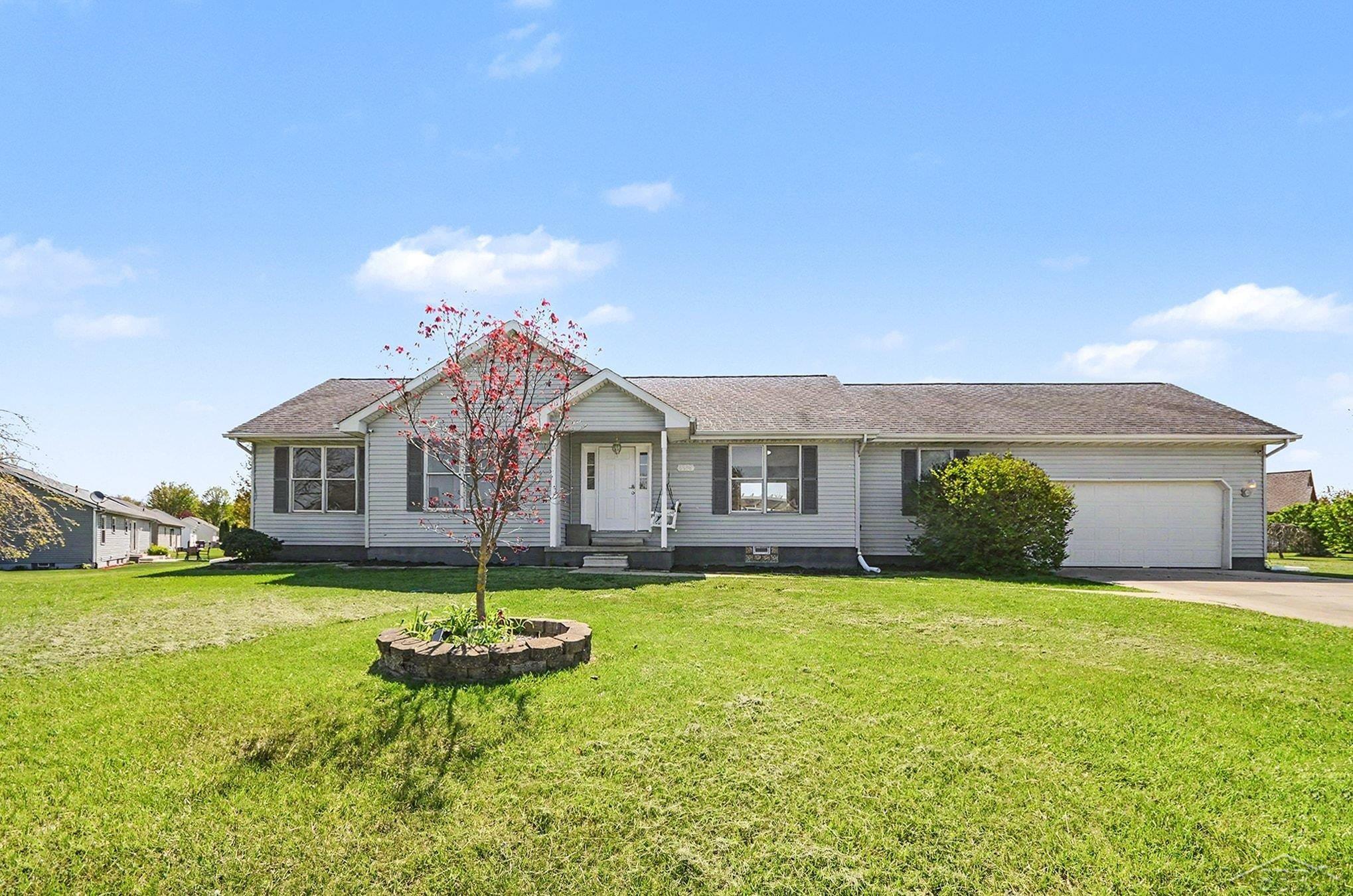 5888 Cobblestone Drive photo 2