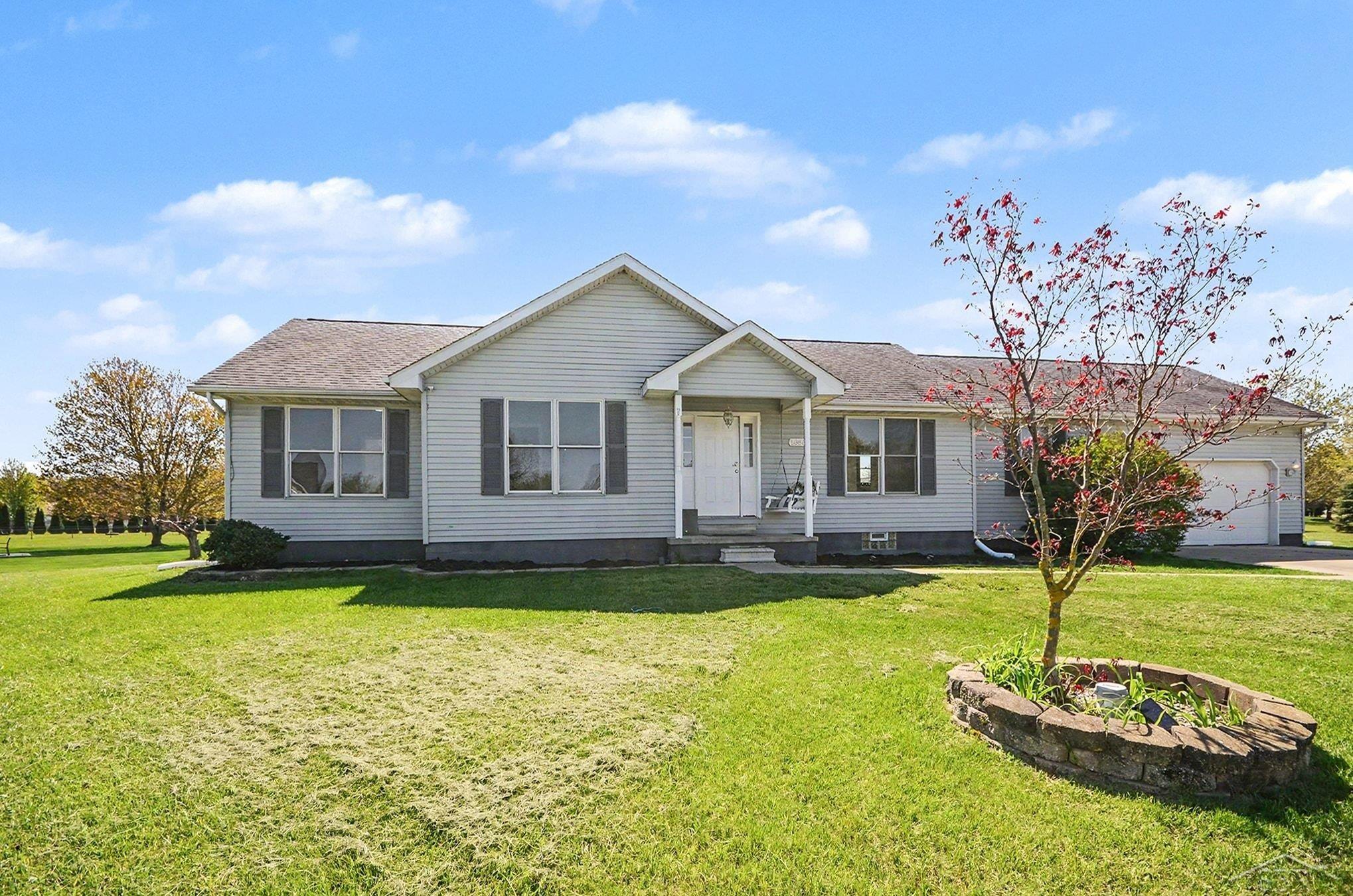 5888 Cobblestone Drive photo 3