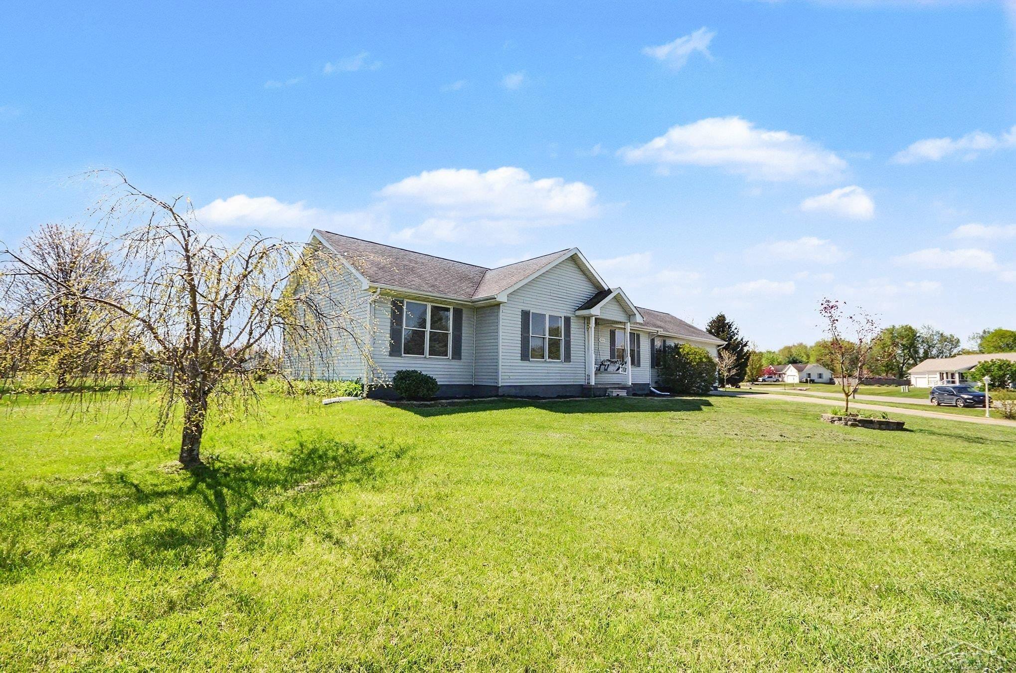 5888 Cobblestone Drive photo 4