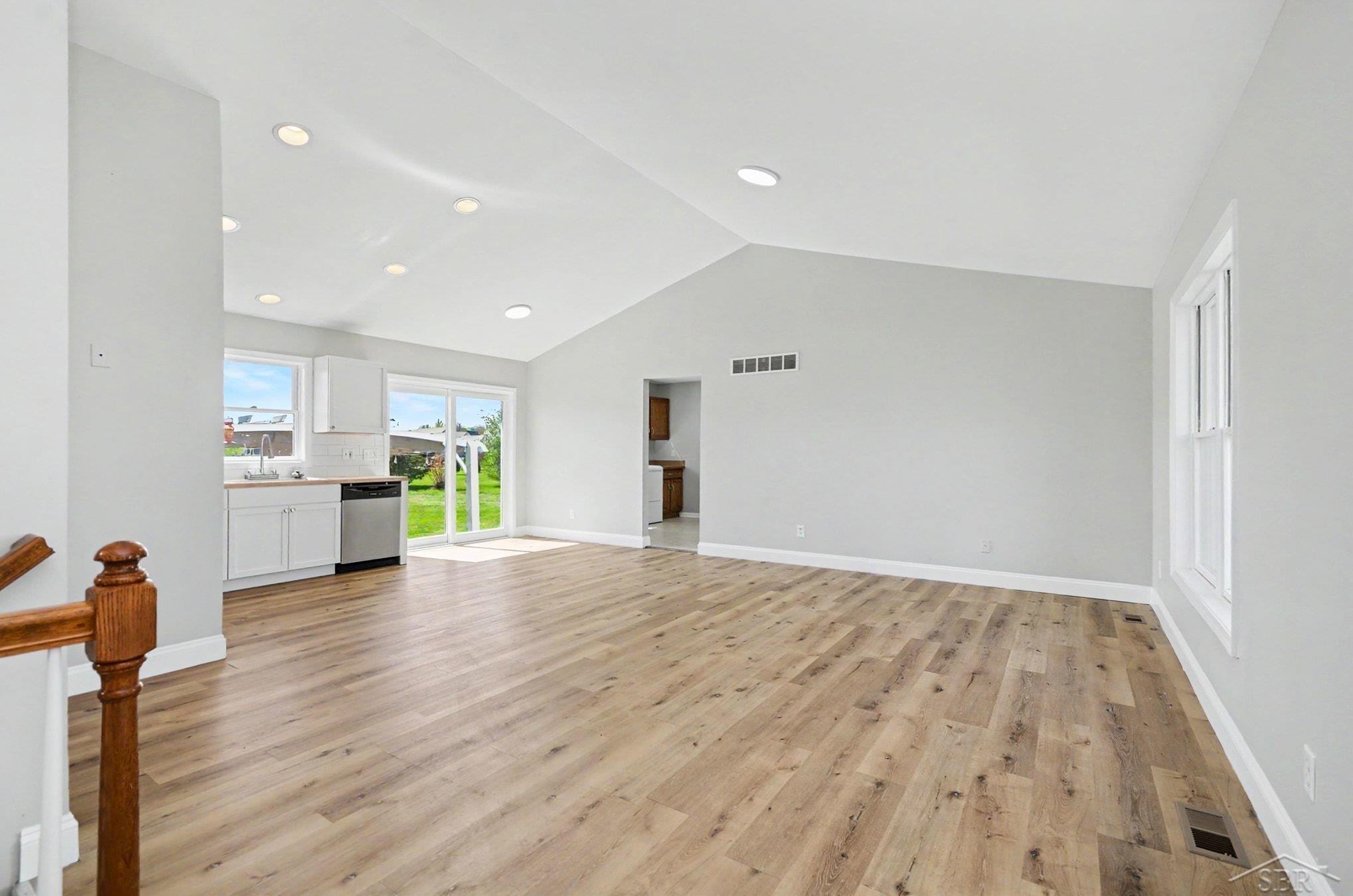 5888 Cobblestone Drive photo 5