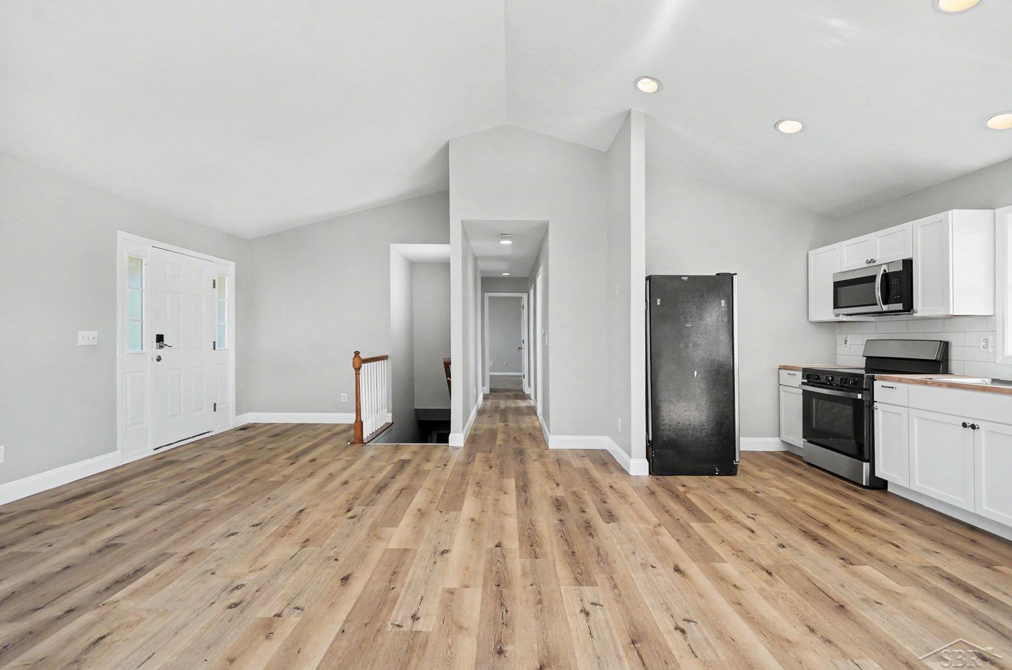 5888 Cobblestone Drive photo 7