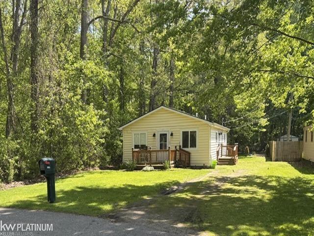 19th image of 9083 Island Dr, Clay, MI 48001 | MLS# 50207896