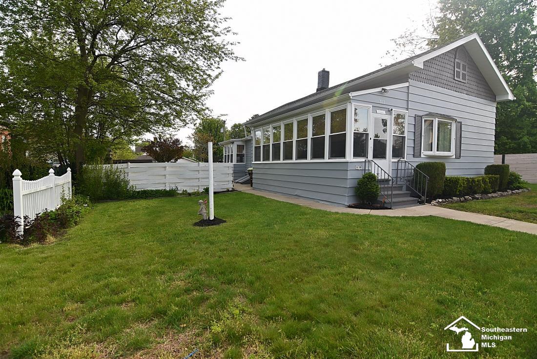 Homes for sale in Monroe City Monroe, MI | 317 E 5th St, Monroe City Monroe, MI 48161 | MLS# 57050207939
