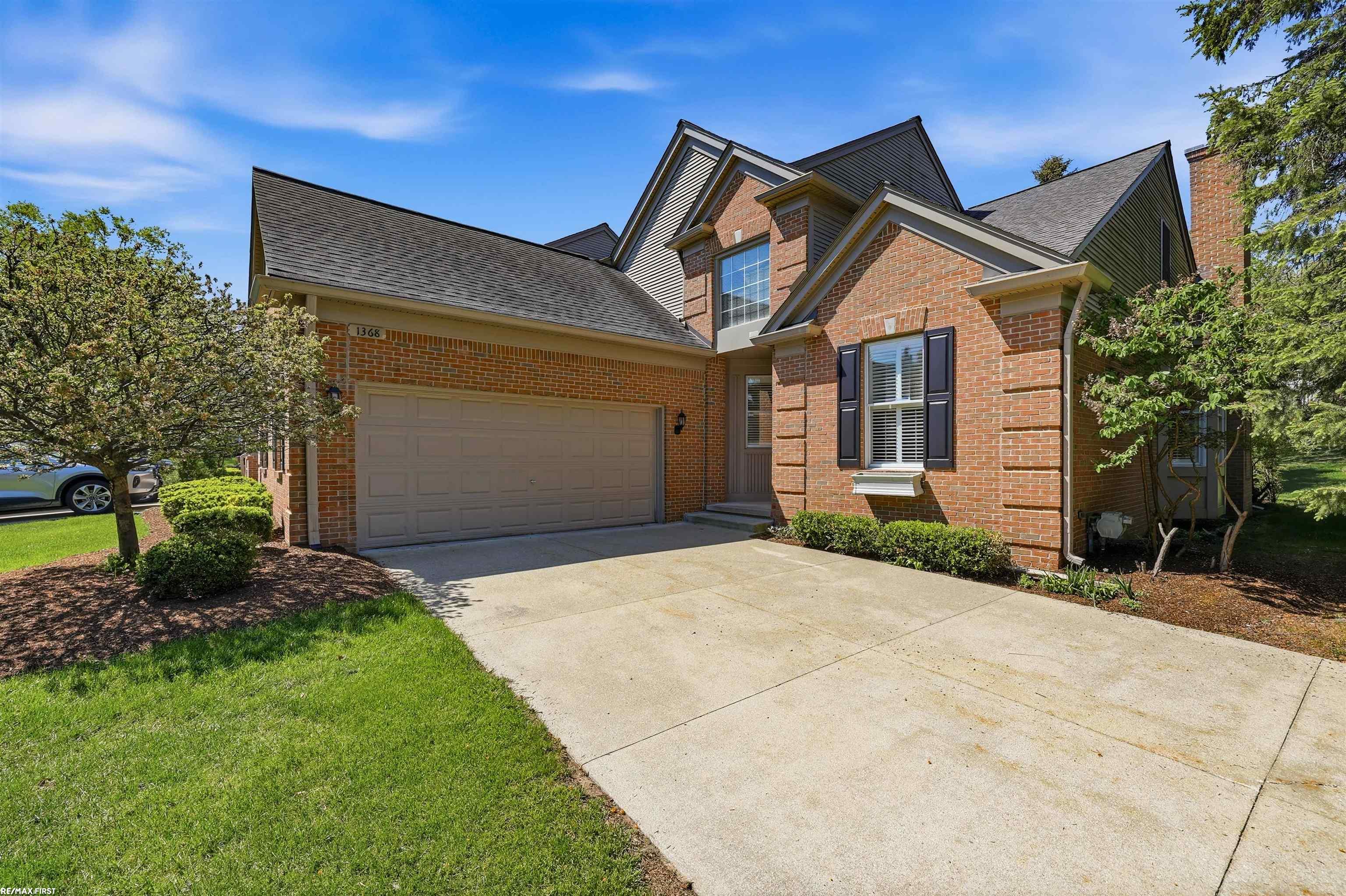 1368 Rock Valley DR