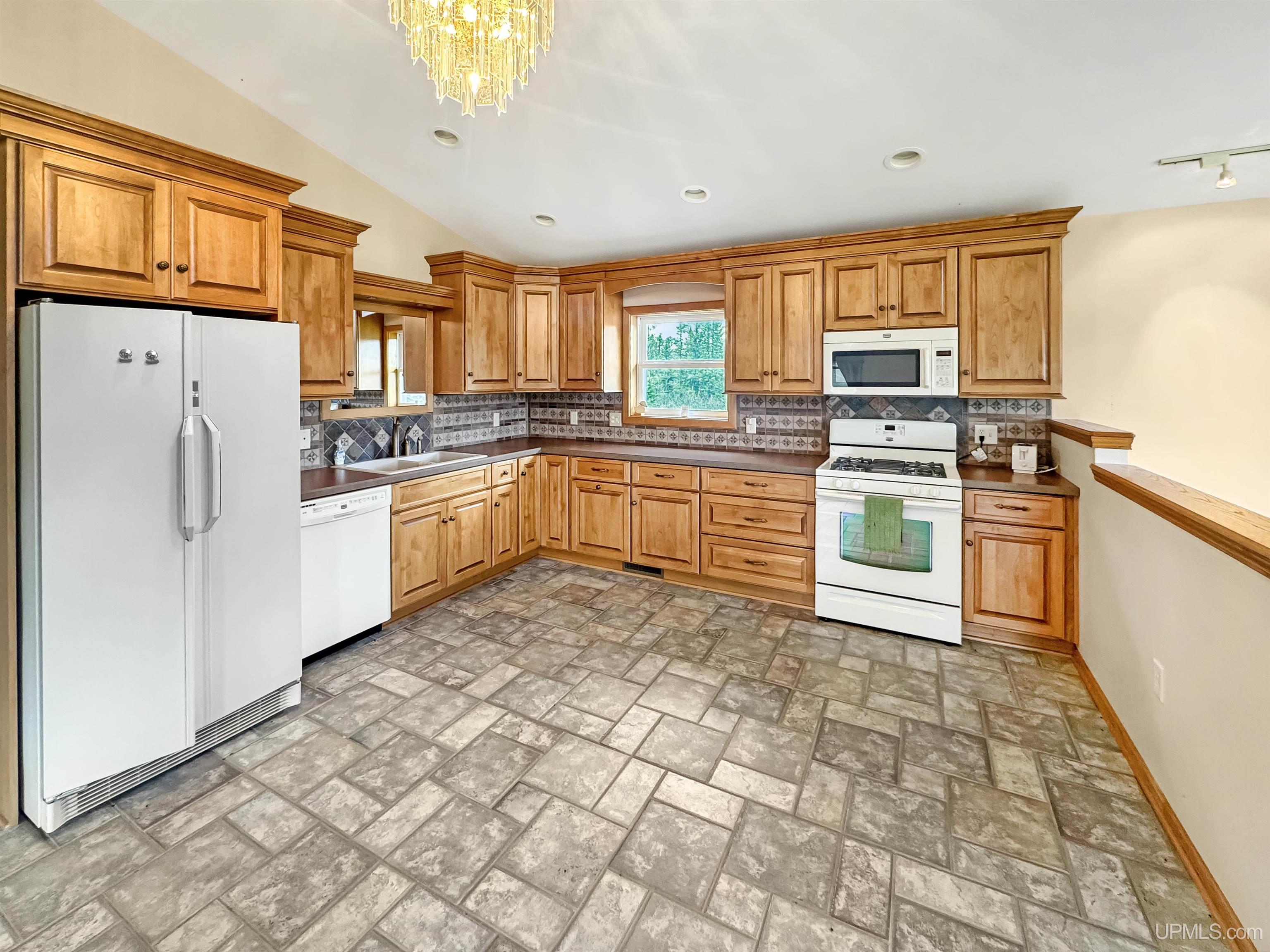 MLS 50208158 Large photo number 30 