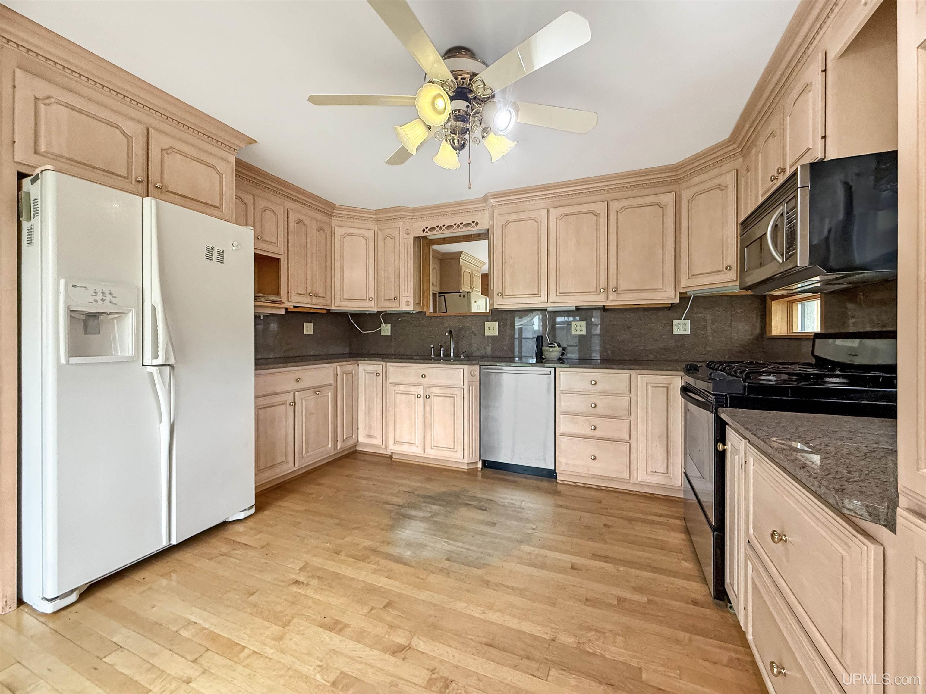 MLS 50208158 Large photo number 8 