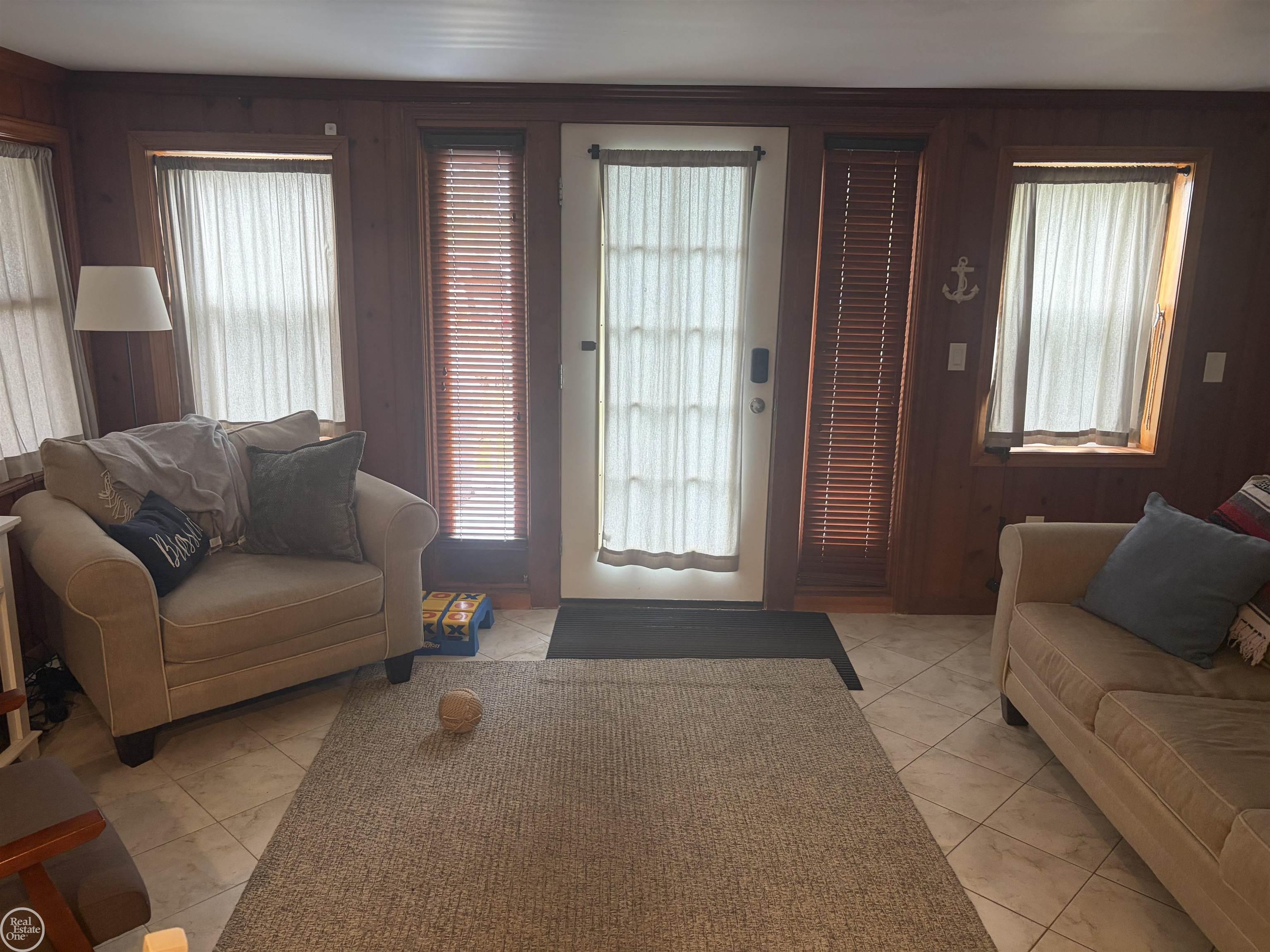 2100 Gray Park Drive photo 6
