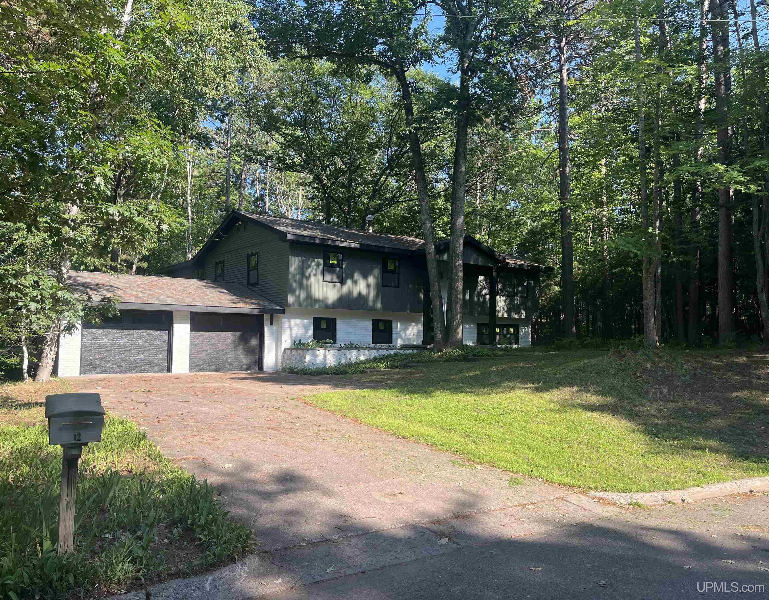 12 Elder Drive Drive, Marquette MI 49855, 50208203