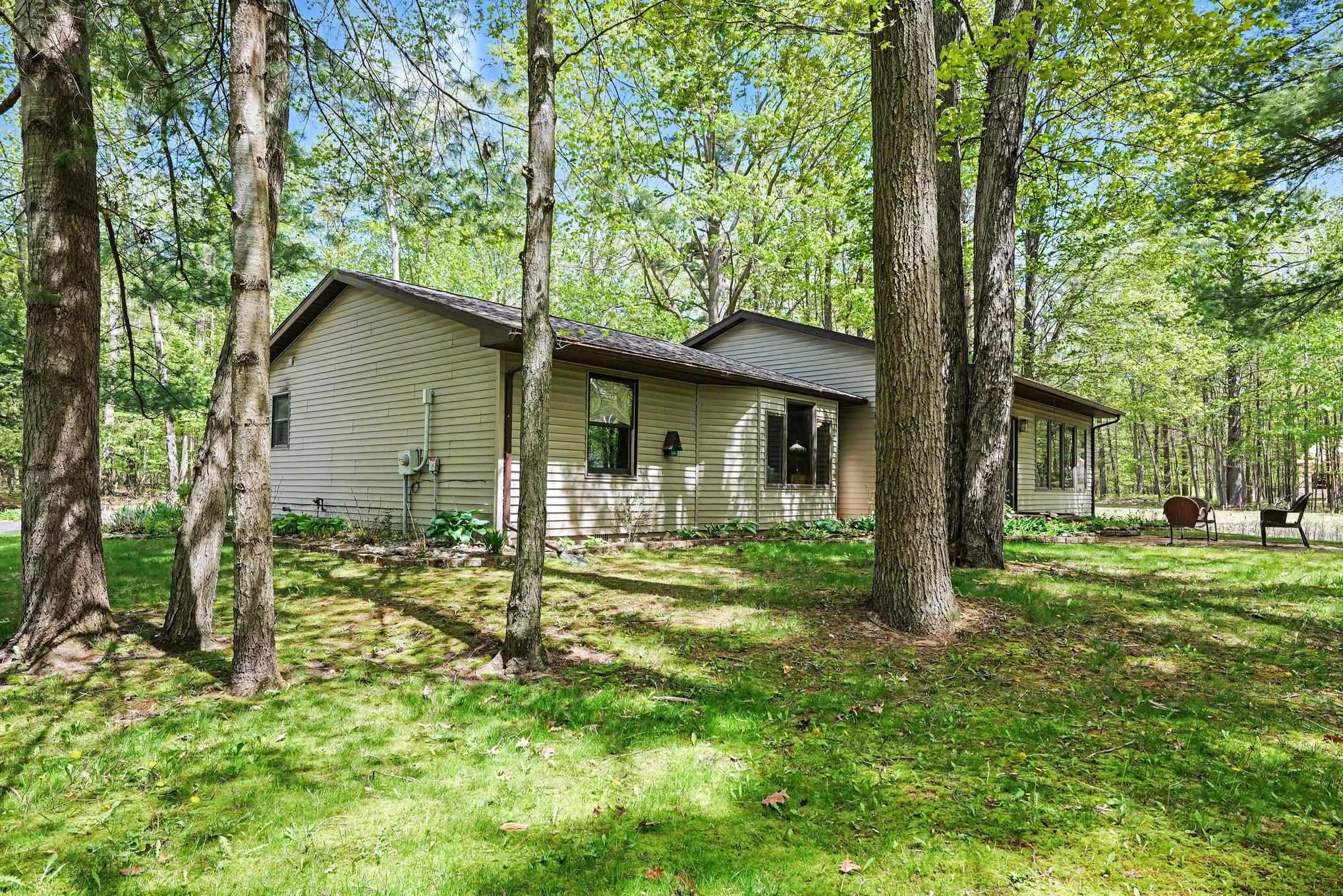 Homes for sale in Standish, MI | 3377 Fairway Dr, Standish, MI 48658 | MLS# 50208408
