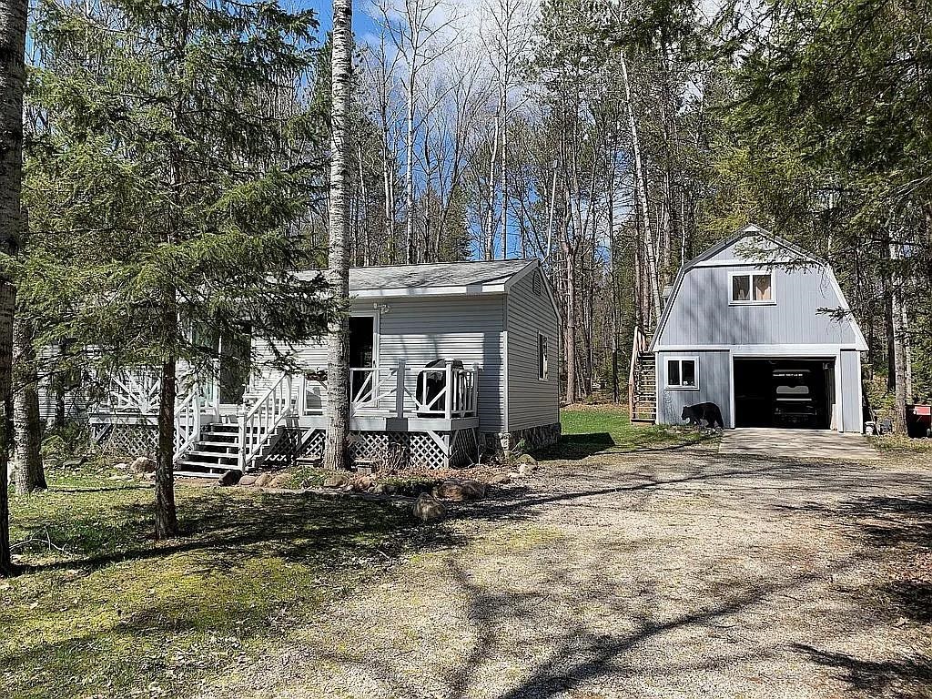 Photo 2 of Single family home for sale at 302 Ponderosa Dr St, Lachine, MI 49753 | MLS# 5050208439 | Listing updated on 2026-10-07
