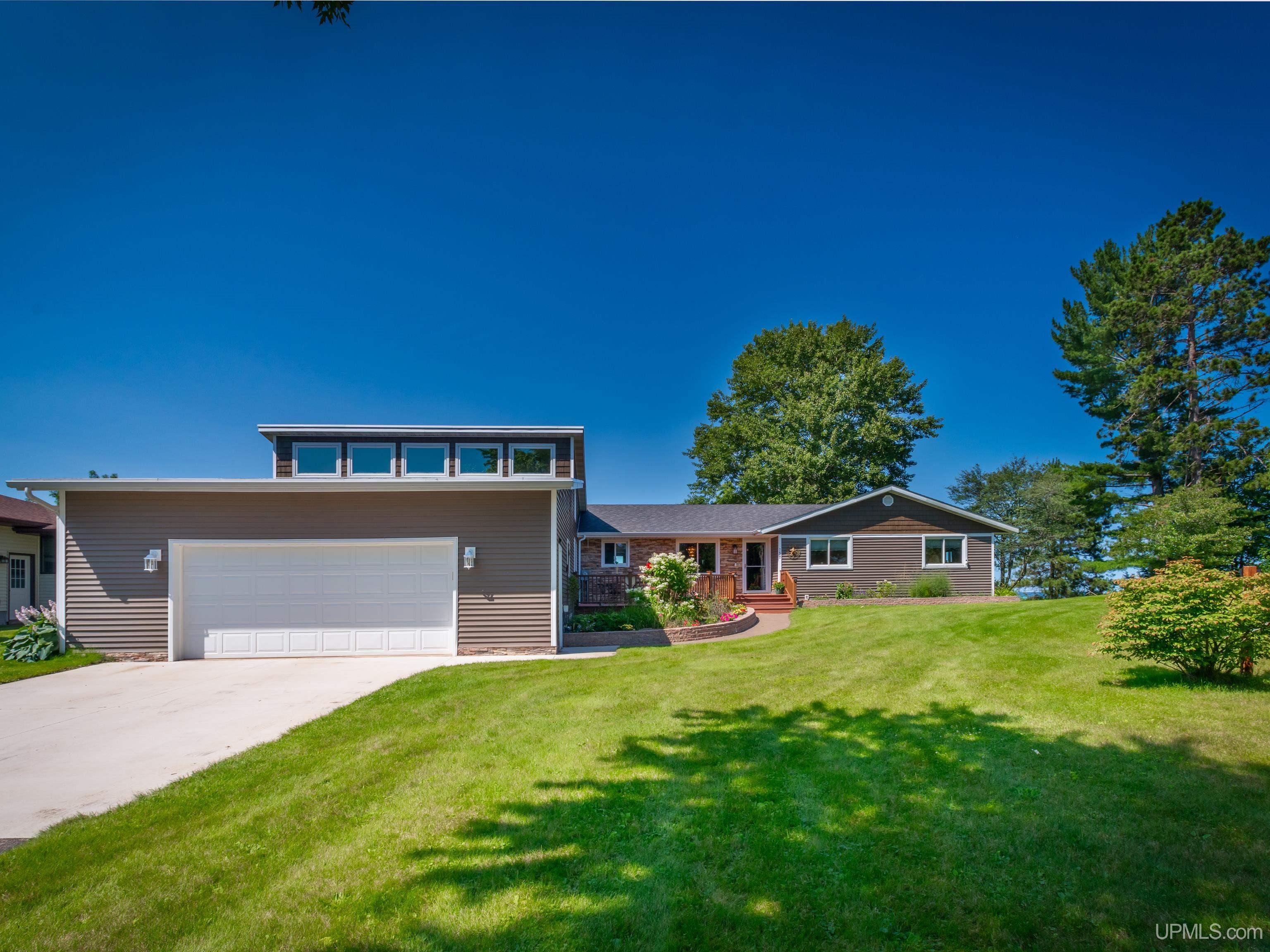 MLS 50208445 Large photo number 1 