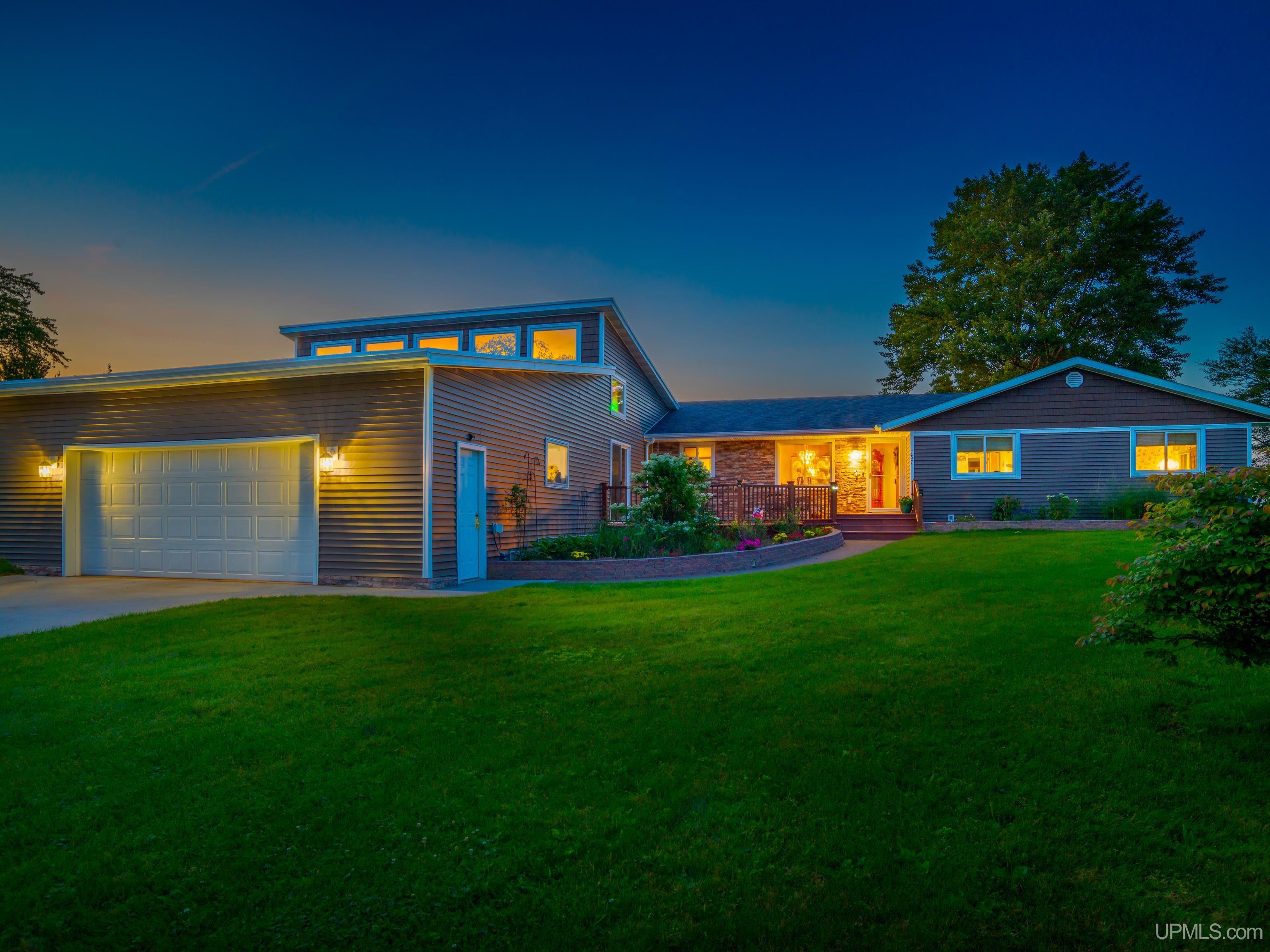 MLS 50208445 Large photo number 3 