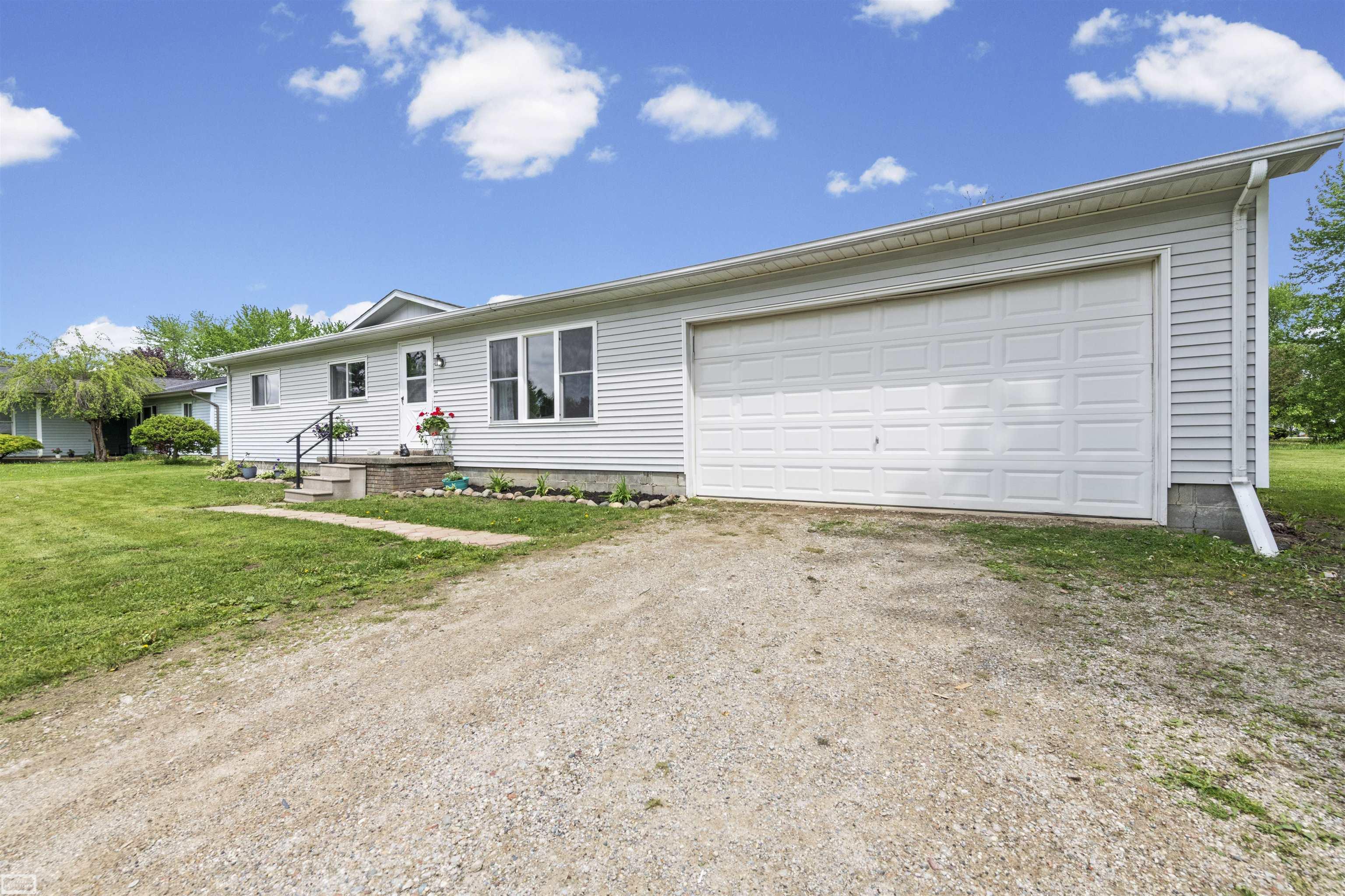 Homes for sale in Capac Village St Clair, MI | 102 Charles St, Capac Village St Clair, MI 48014 | MLS# 58050208531