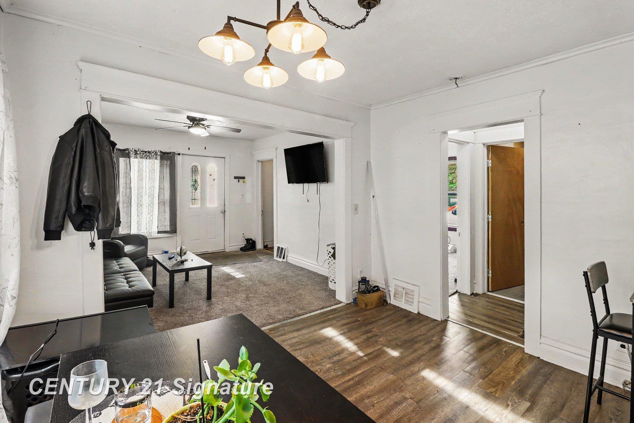 5th image of 810 Mckinley St, Lansing, MI 48906 | MLS# 61050208535