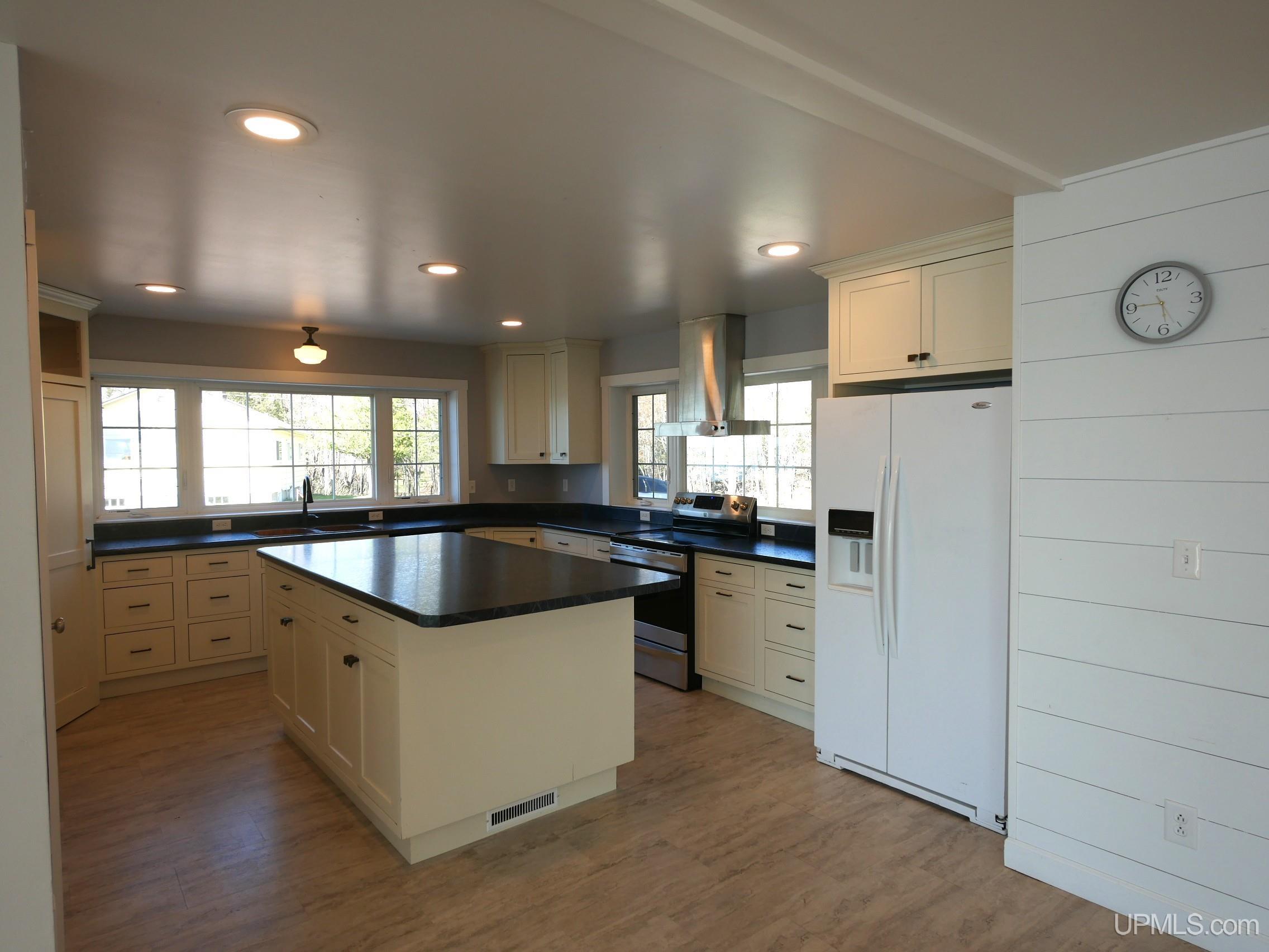 MLS 50208571 Large photo number 15 