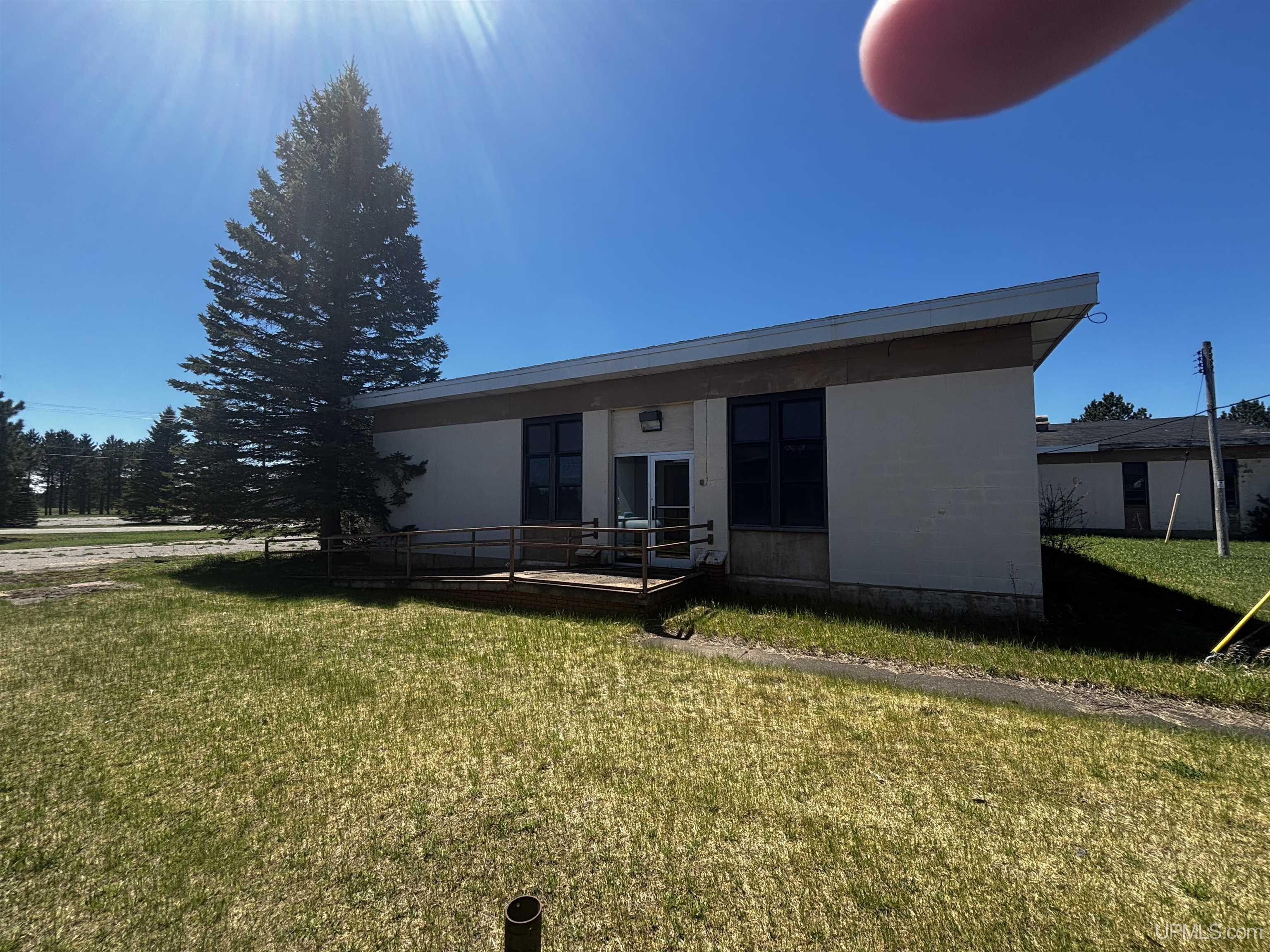 MLS 50208595 Large photo number 2 