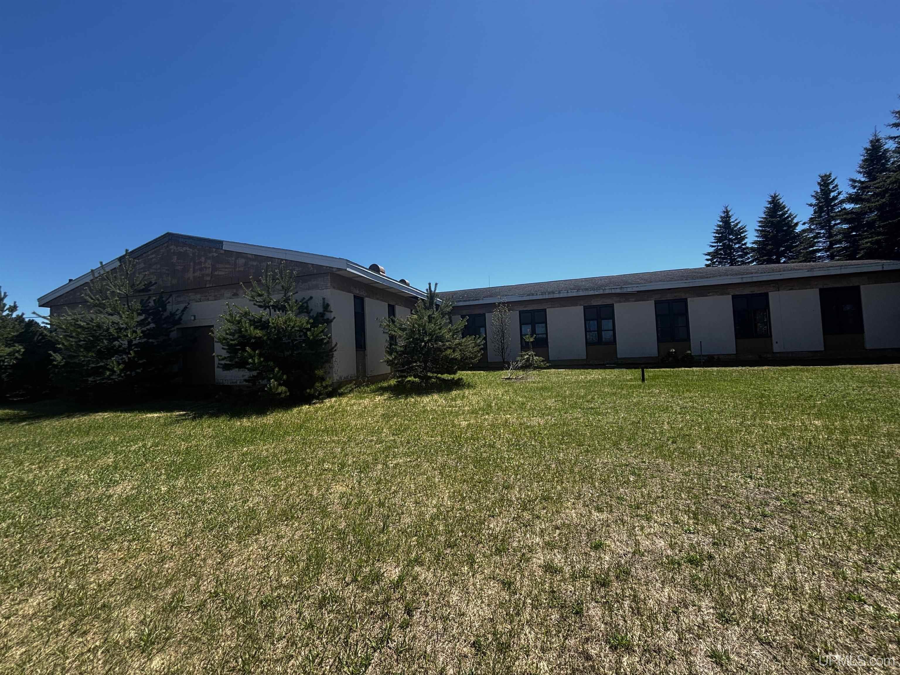 MLS 50208595 Large photo number 4 
