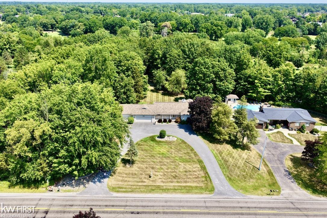 2nd image of 7432 River Rd, Flushing, MI 48433 | MLS# 50208651