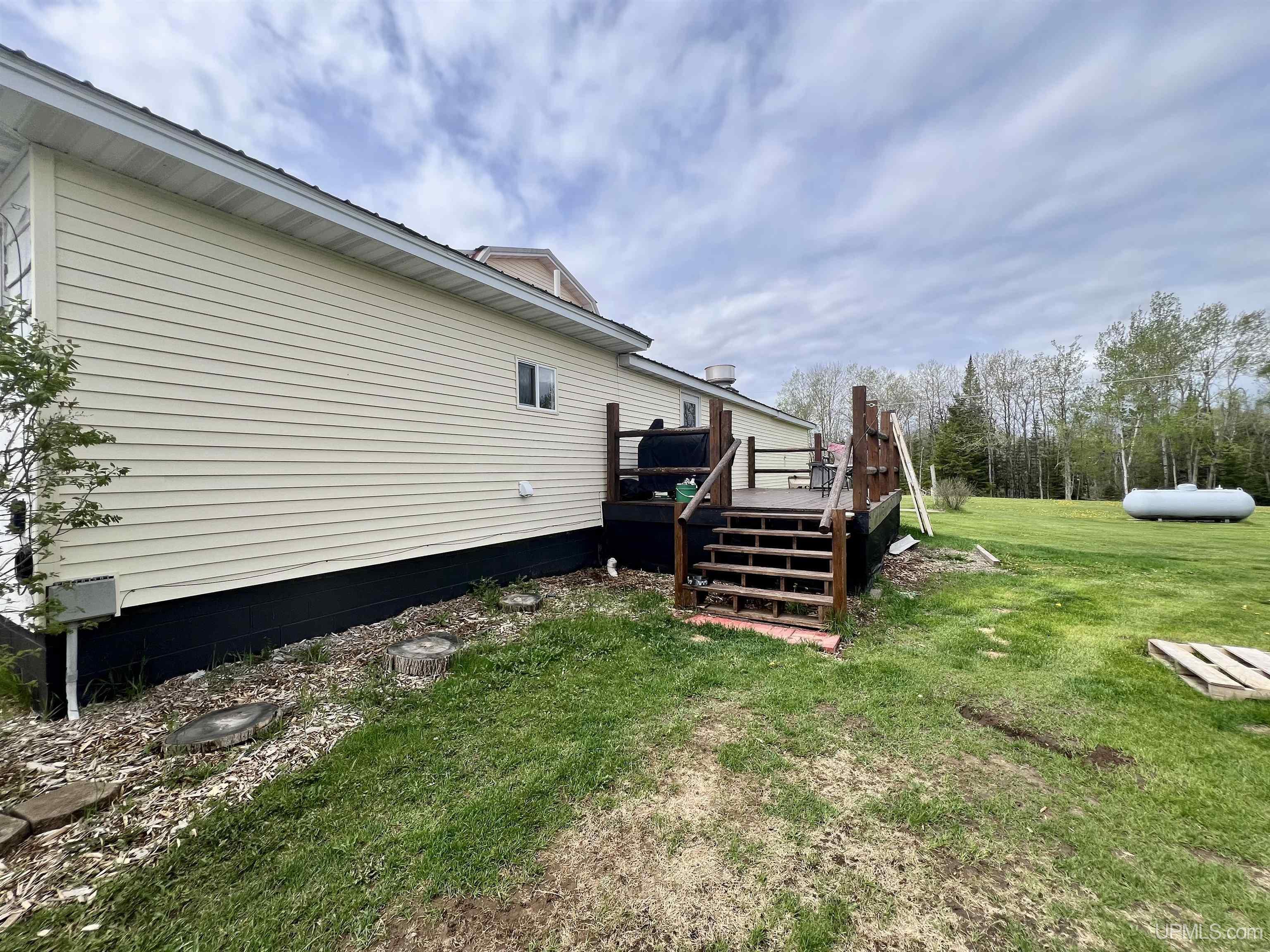 W2496 County Rd. 380 Highway