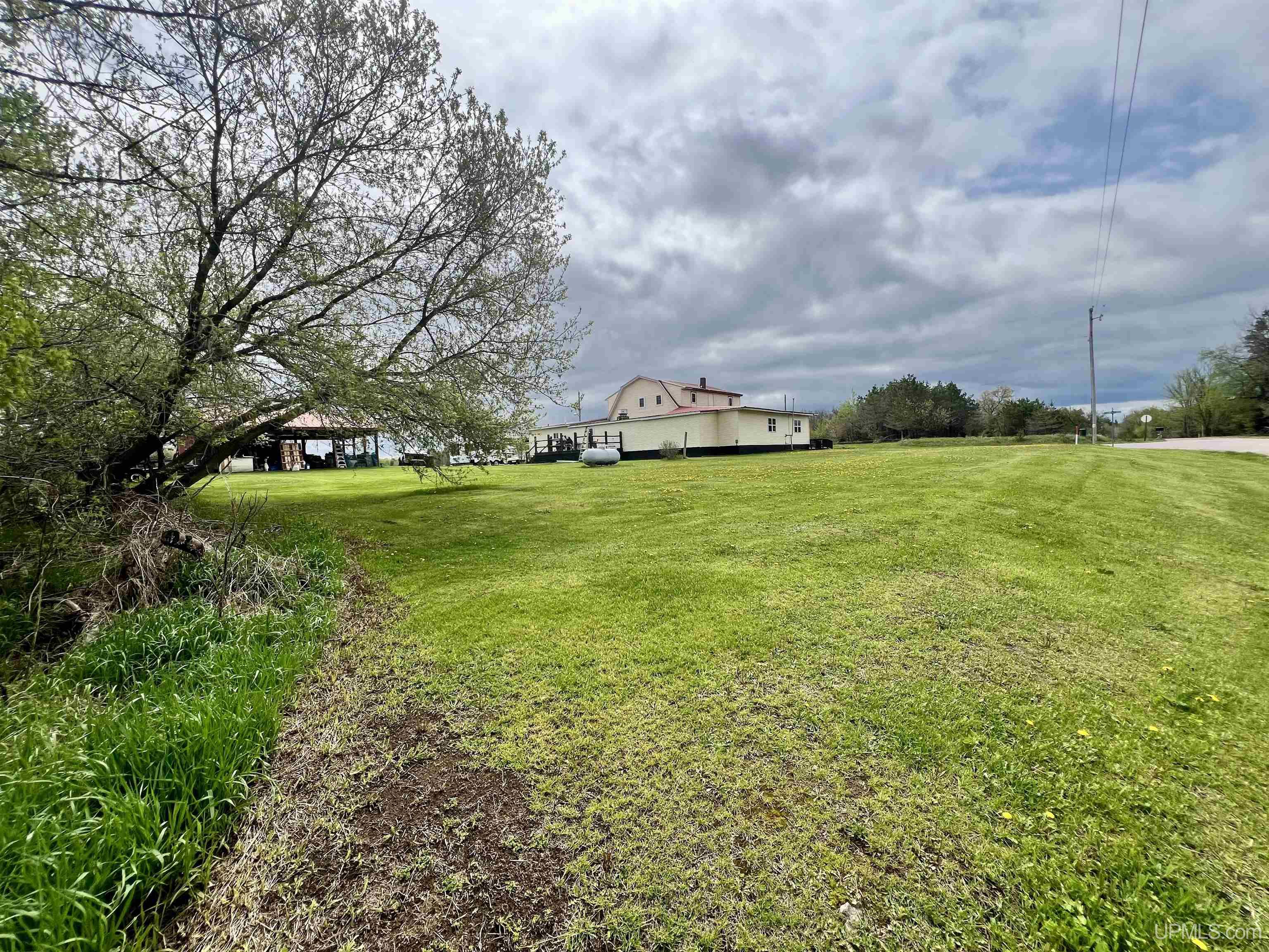 W2496 County Rd. 380 Highway