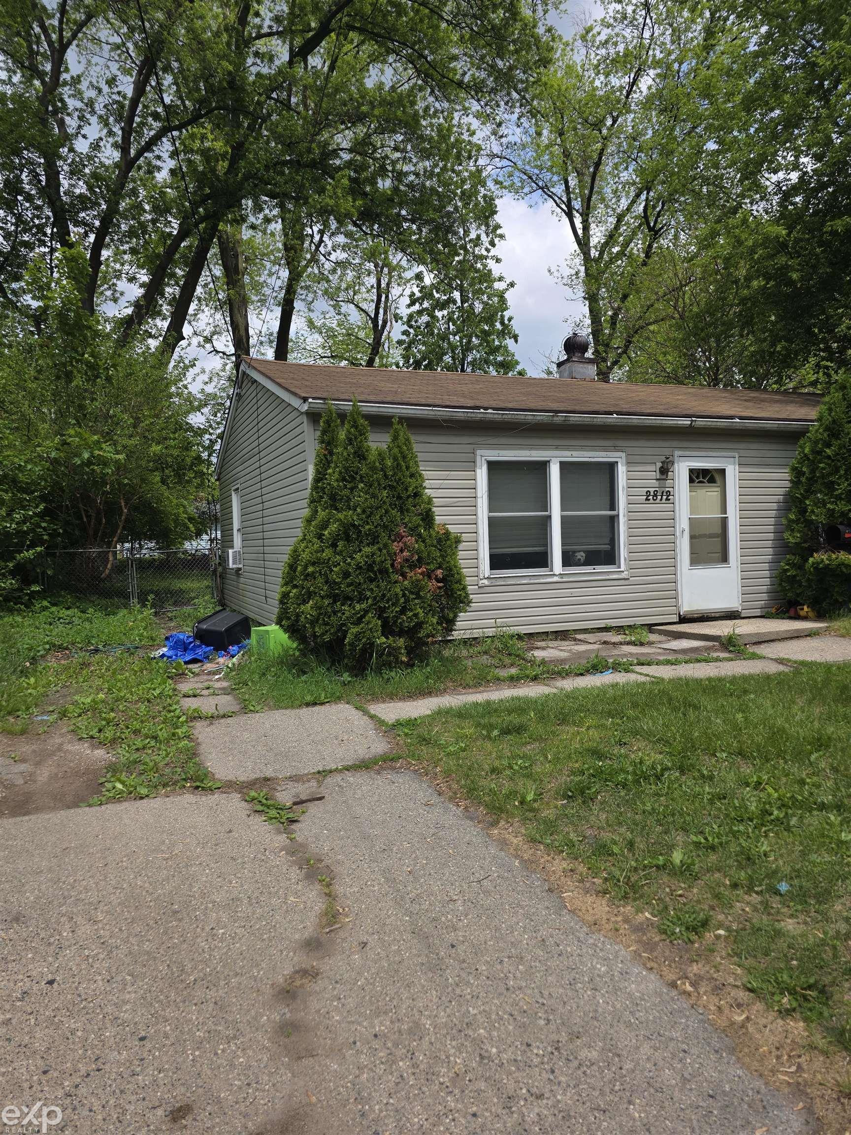 2nd image of 2812 Cabot Dr, Lansing, MI 48911 | MLS# 50208793