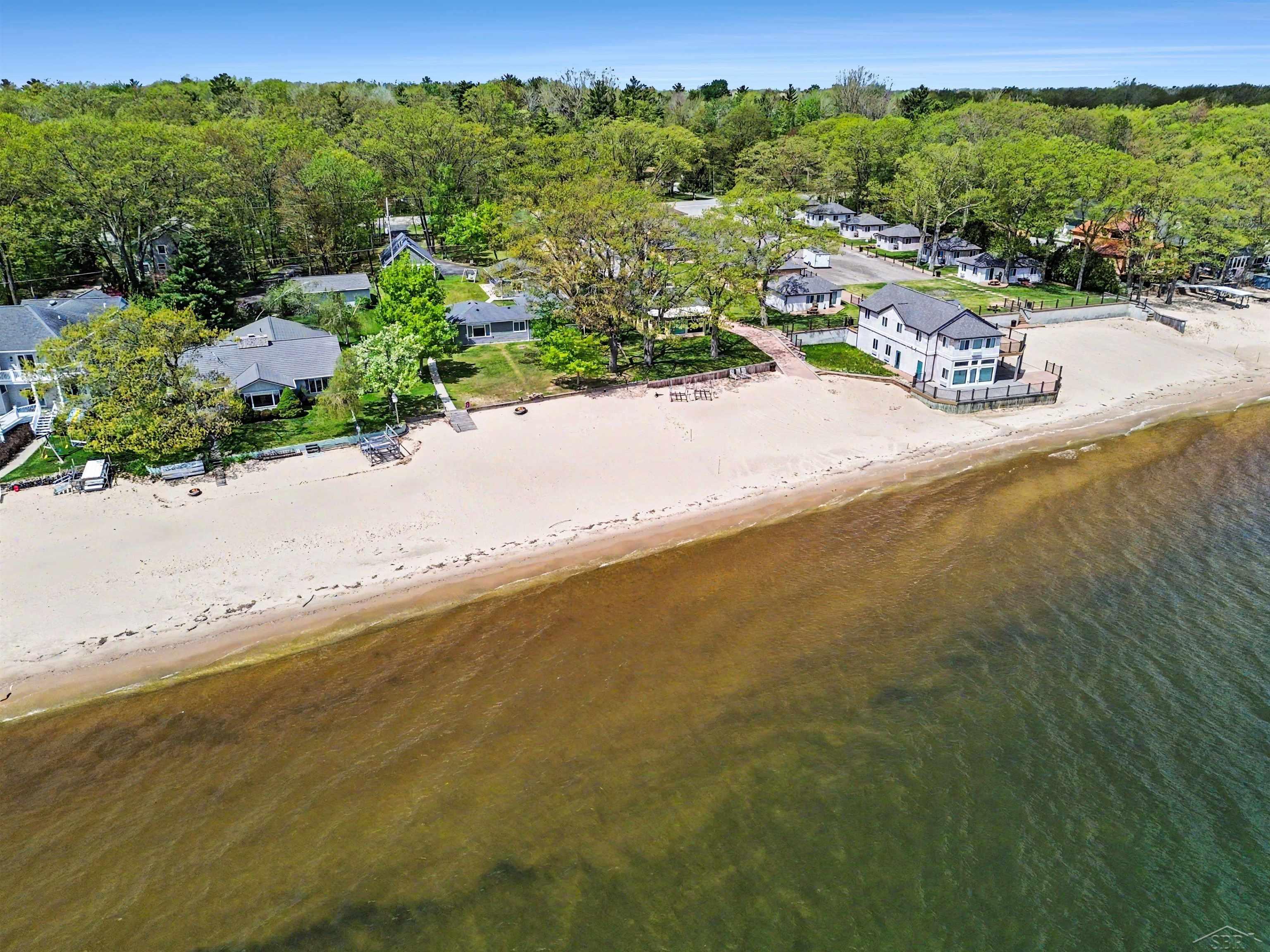4th image of 1220 N Huron Rd, Tawas City, MI 48763 | MLS# 50208873