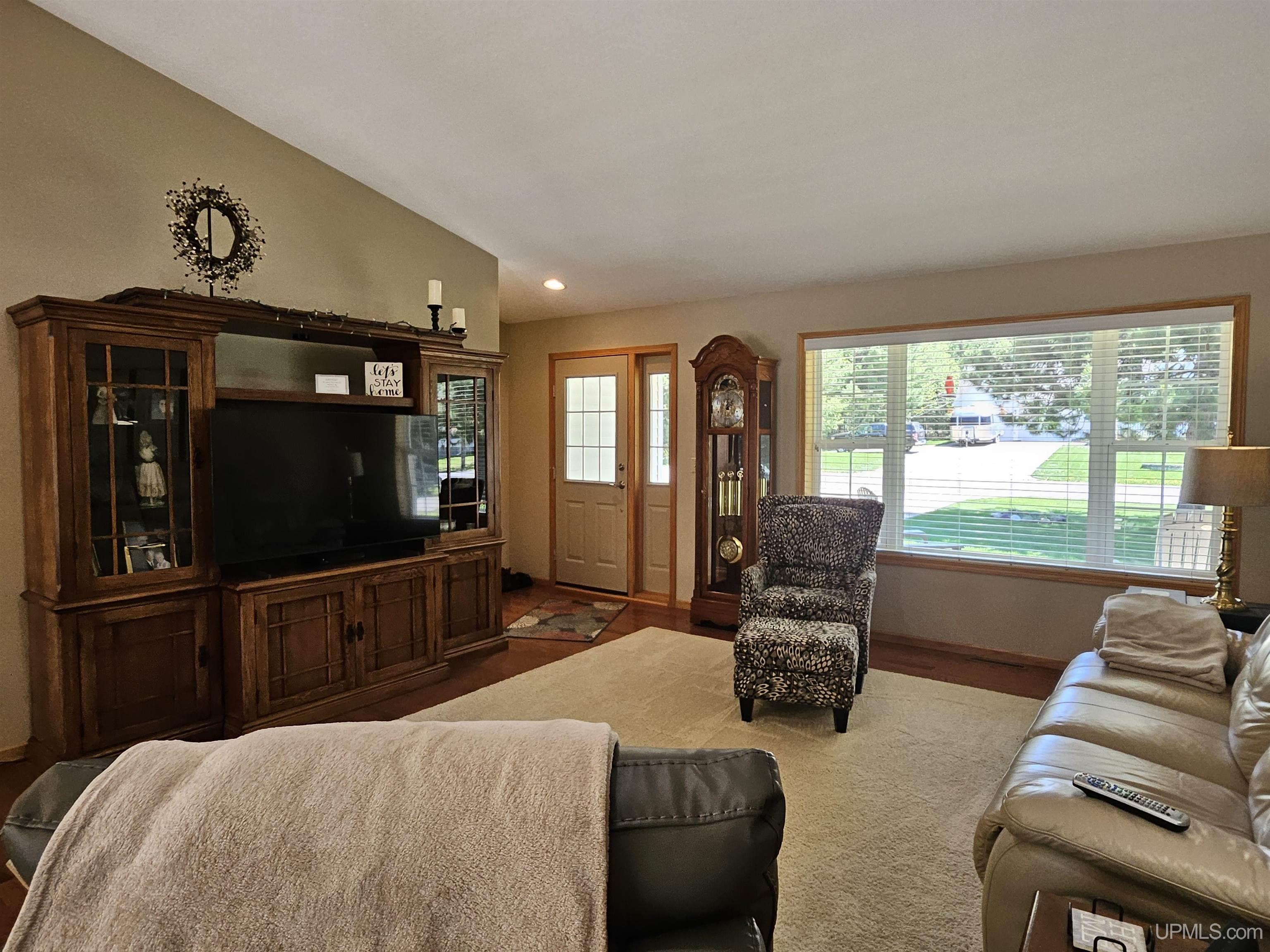 MLS 50209127 Large photo number 9 