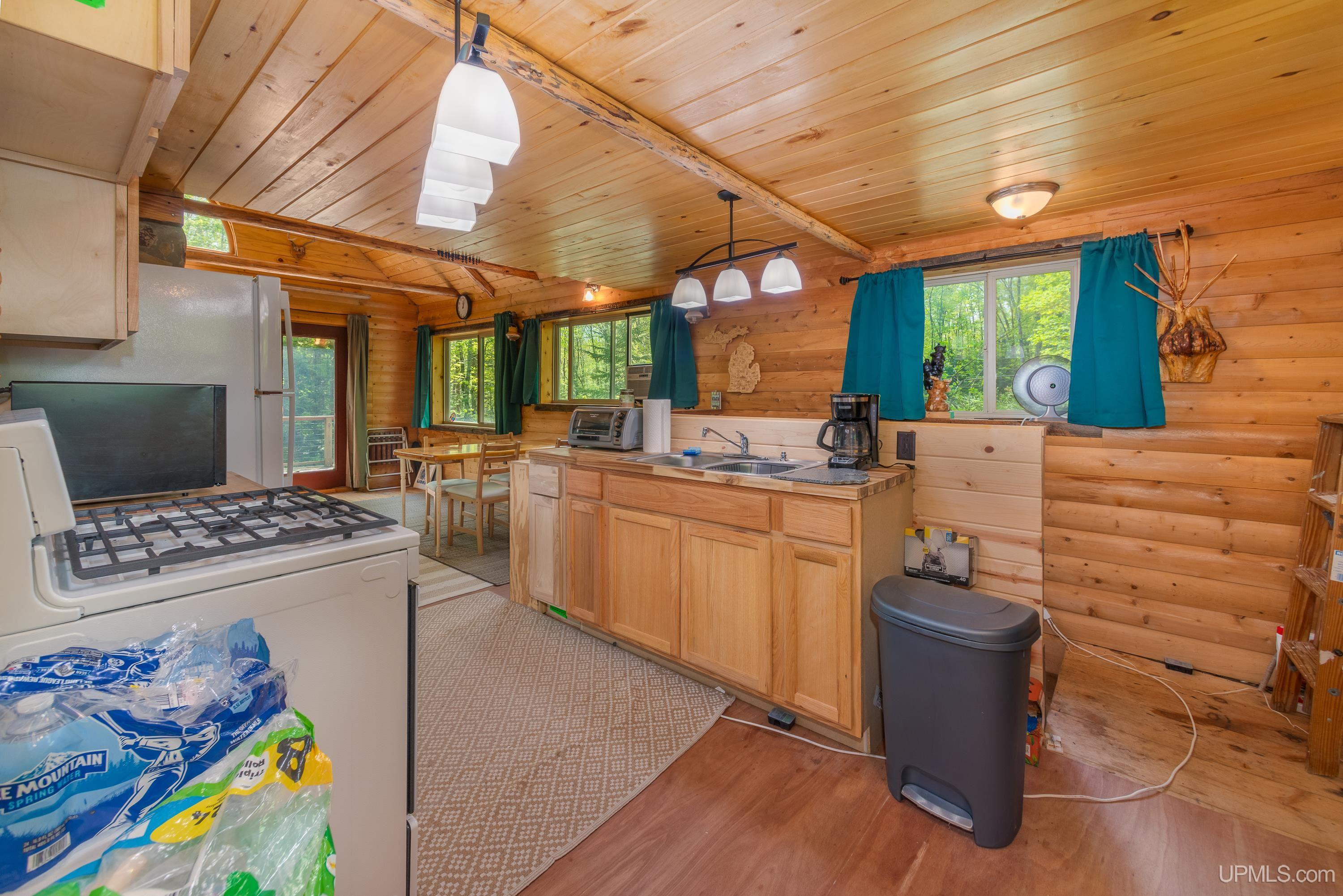 MLS 50209328 Large photo number 8 