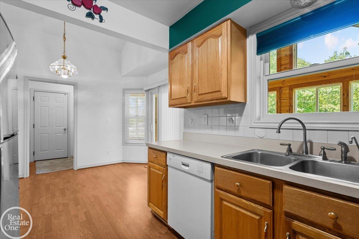 93 Brown City Road photo 15