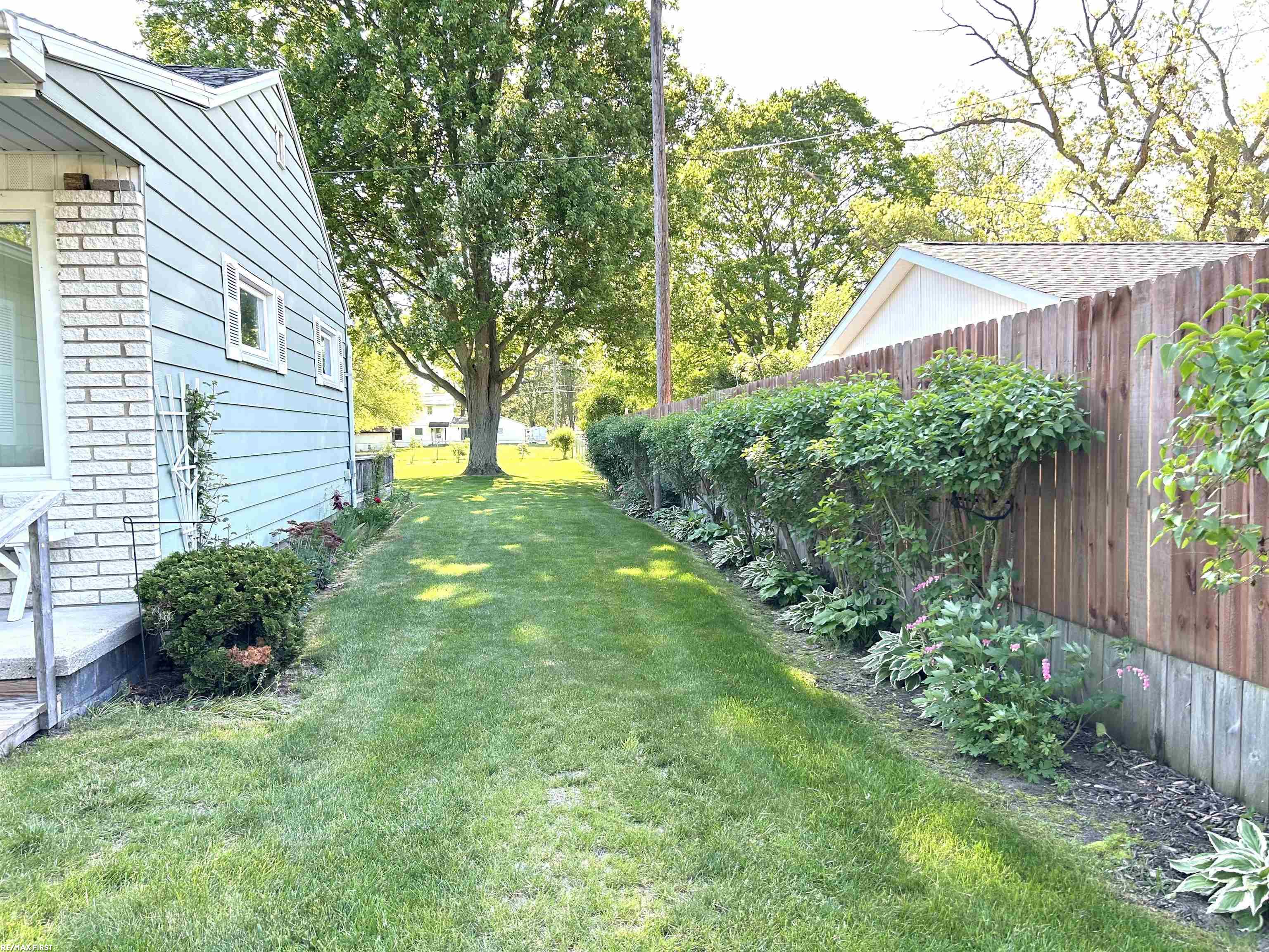 Homes for sale in Fort Gratiot Charter Township St Clair, MI | 3520 State Rd, Fort Gratiot Charter Township St Clair, MI 48059 | MLS# 58050209424