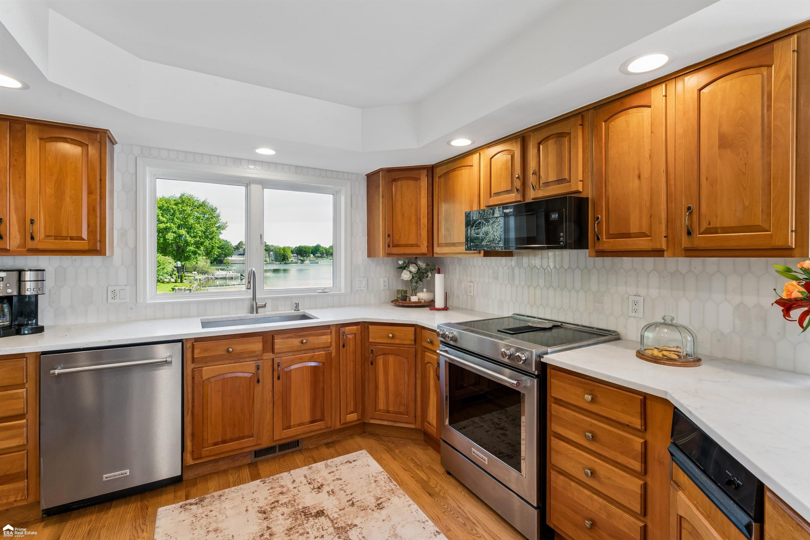3123 Lake Hill Drive photo 15
