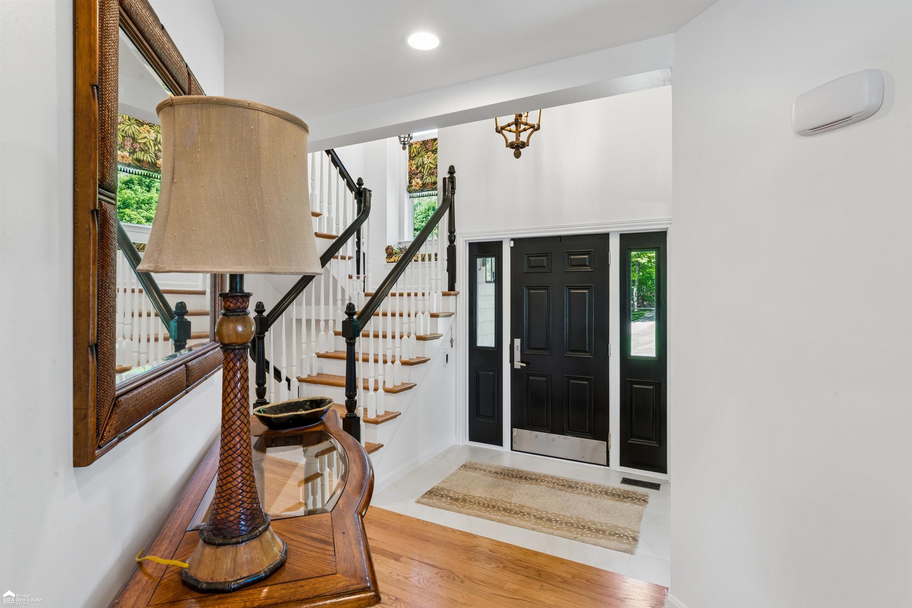 3123 Lake Hill Drive photo 6