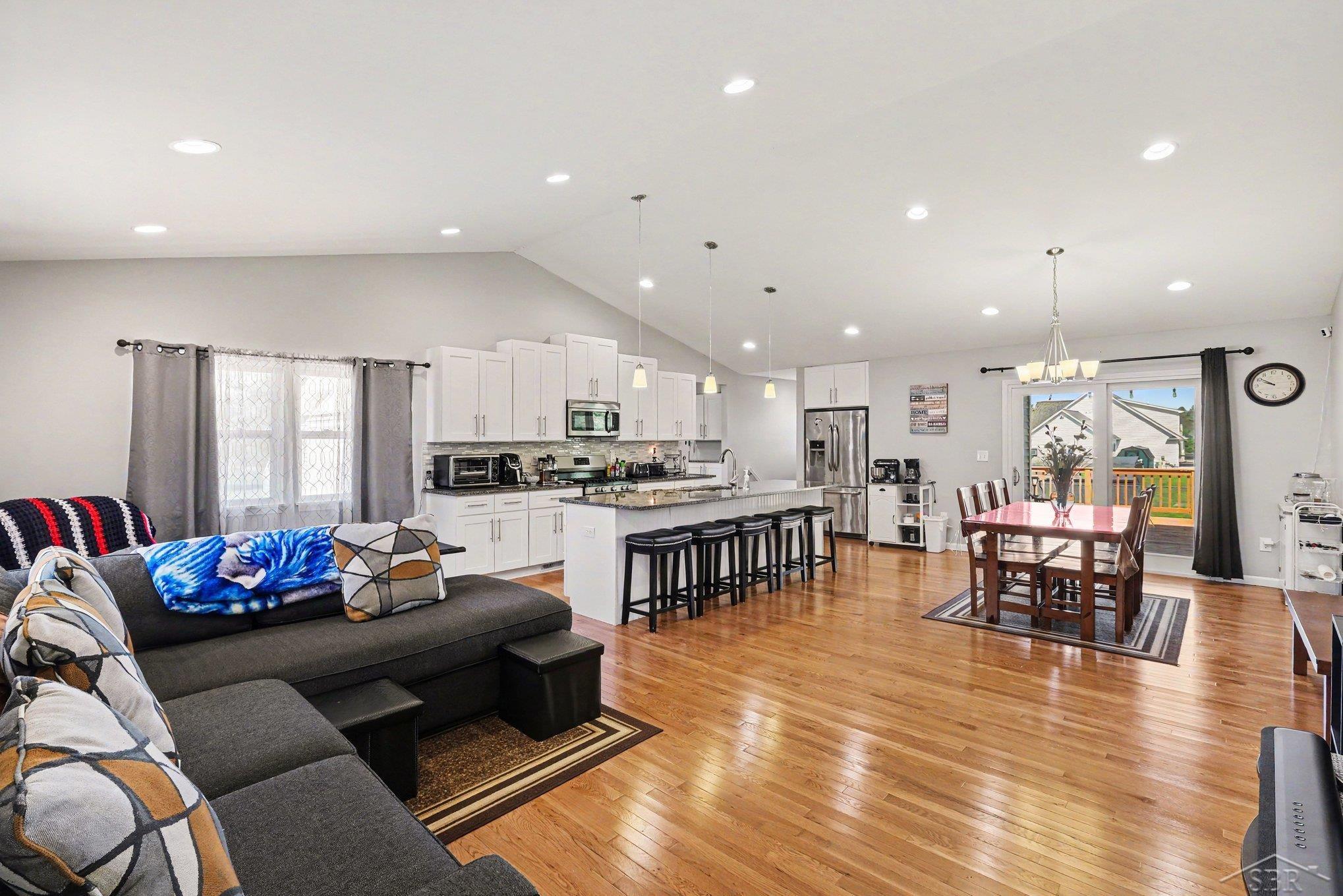 2700 Reed Road photo 5