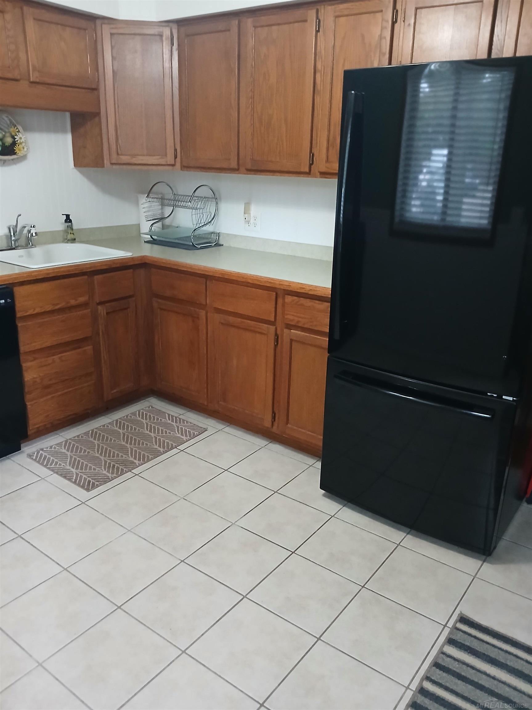 Photo 5 of Condo for sale at 29130 Tessmer Ct, Madison Heights, MI 48071 | MLS# 58050209586 | Listing updated on 2026-09-06