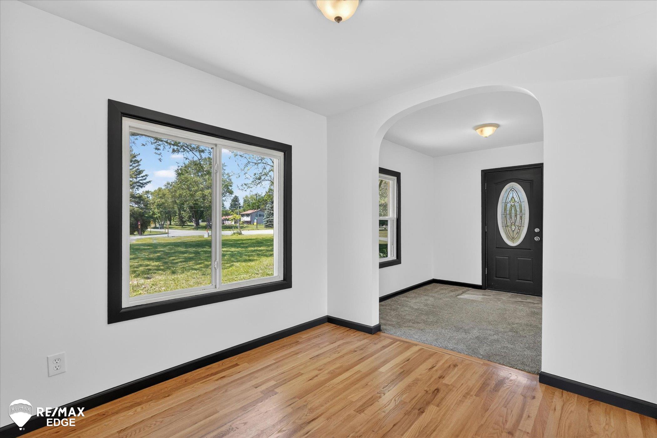 5233 Pratt Road photo 12