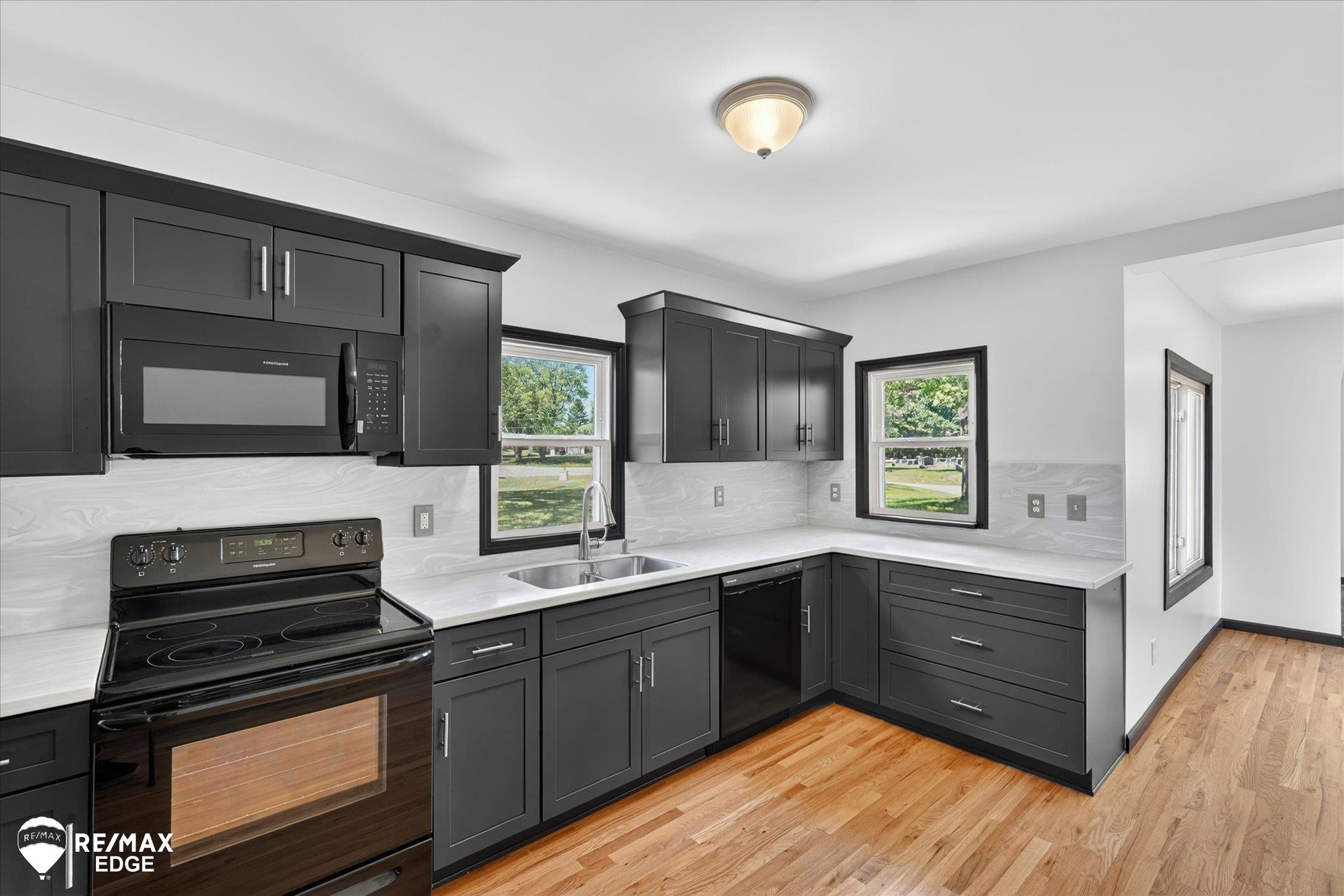 5233 Pratt Road photo 14