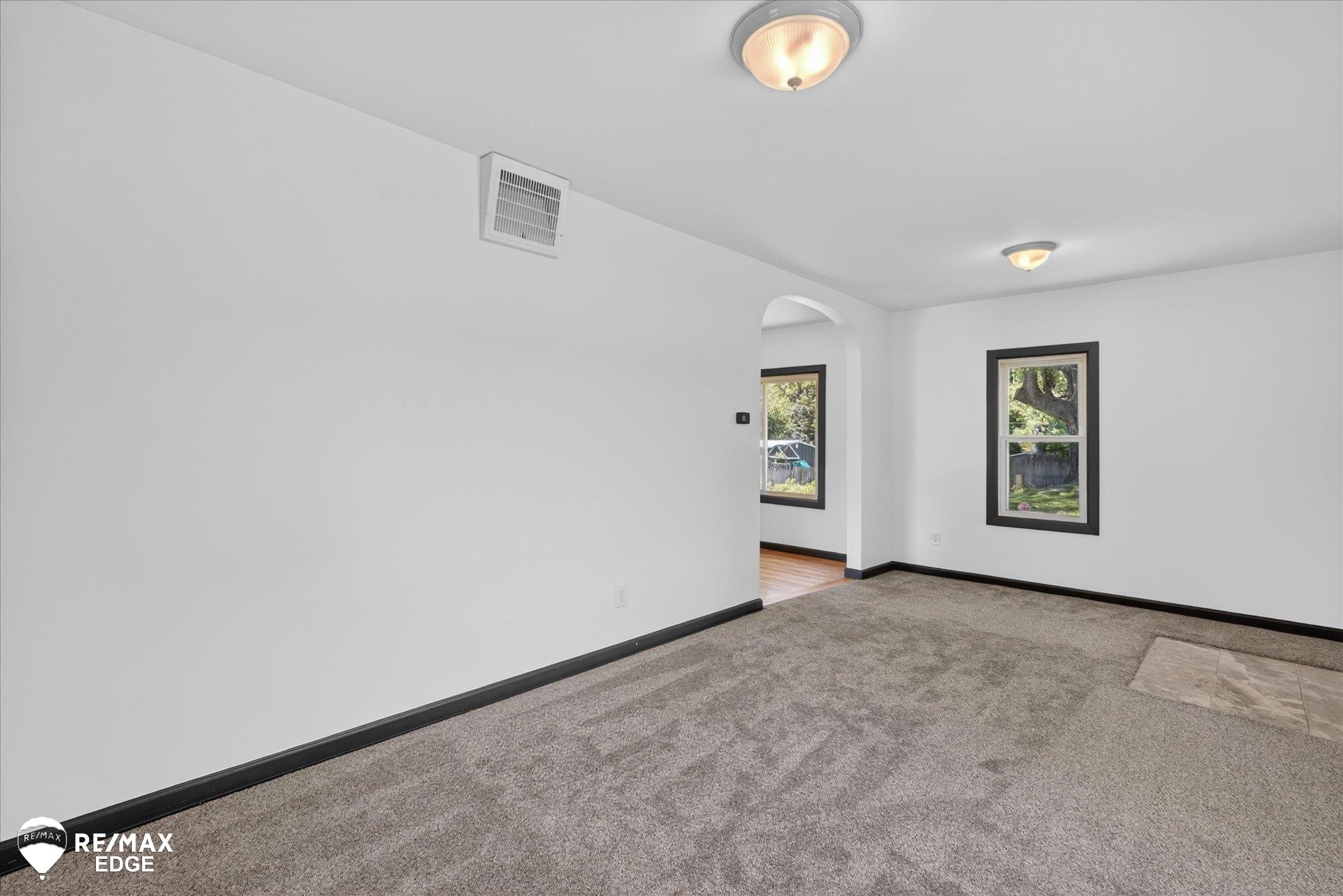5233 Pratt Road photo 10