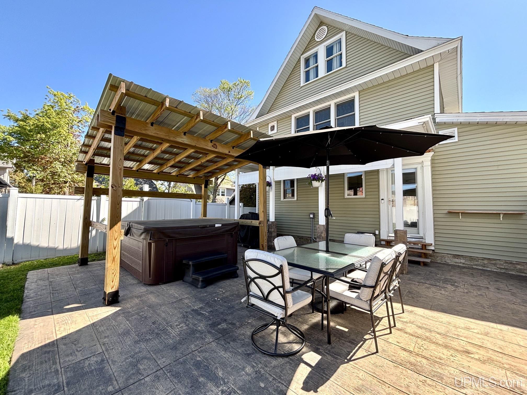 MLS 50209658 Large photo number 2 
