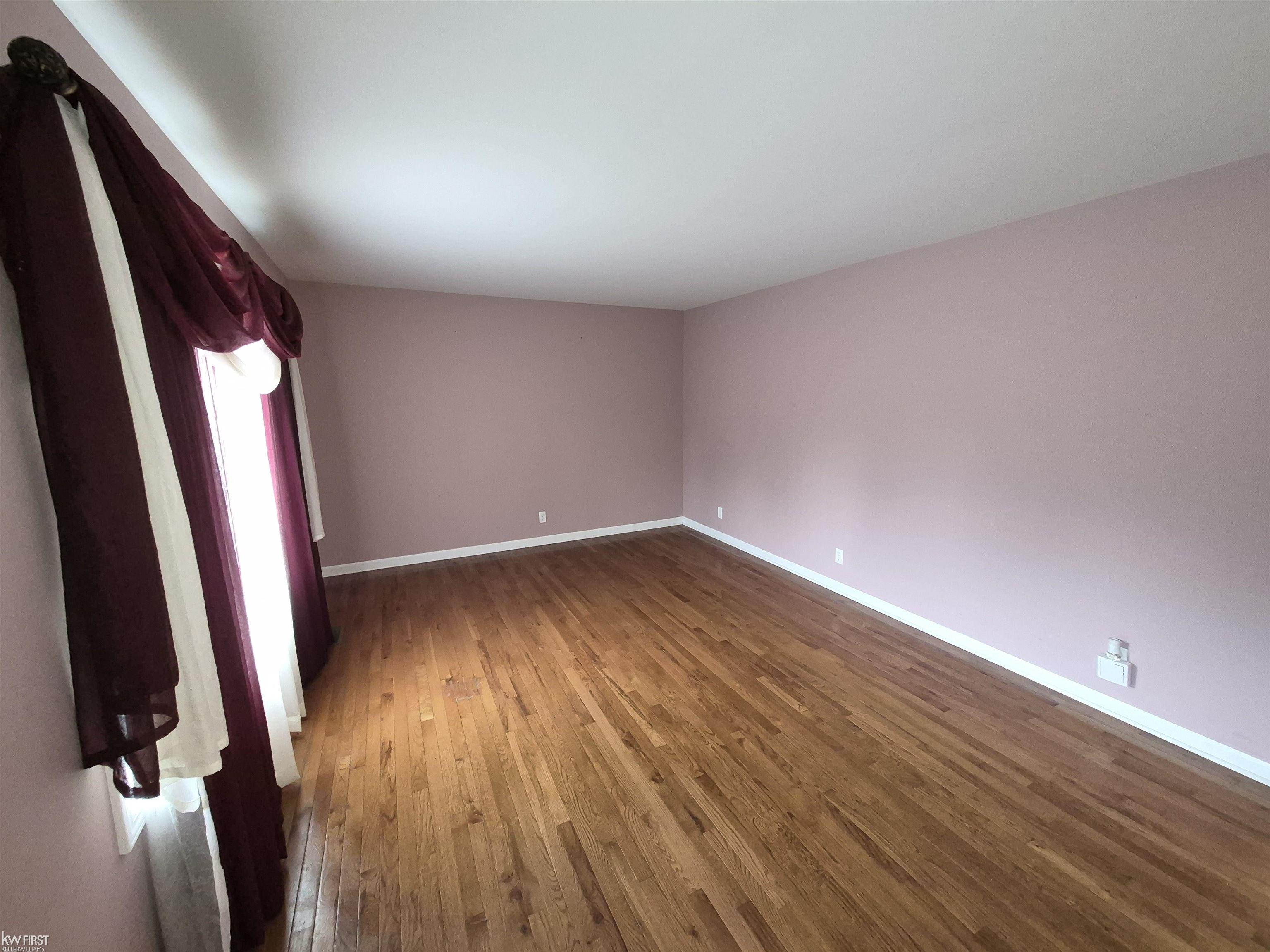5th image of 1282 Arrowhead Dr, Burton, MI 48509 | MLS# 50209669