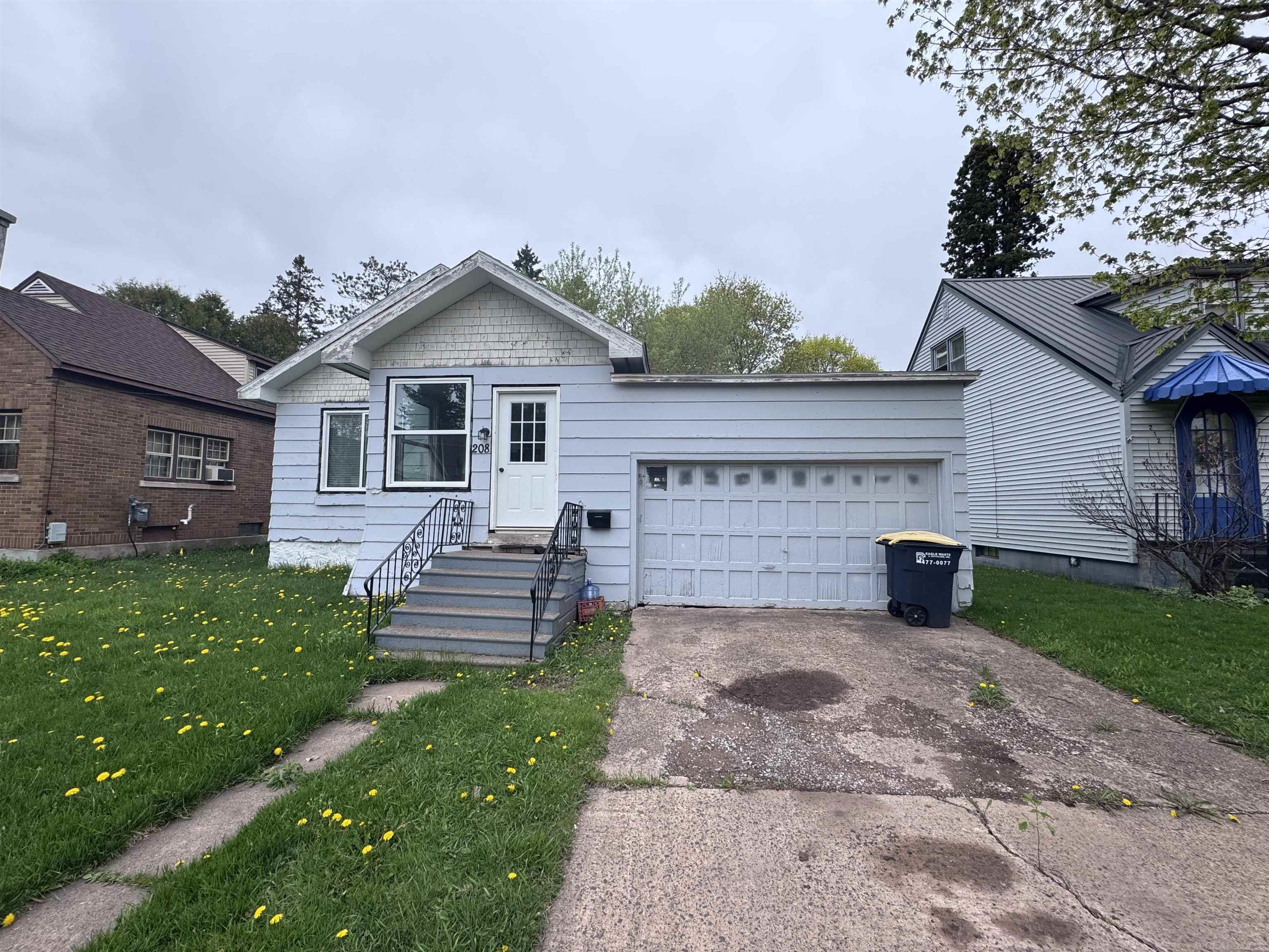 Homes for sale in Ironwood City Gogebic, MI | 208 E Ridge St, Ironwood City Gogebic, MI 49938 | MLS# 58050209670