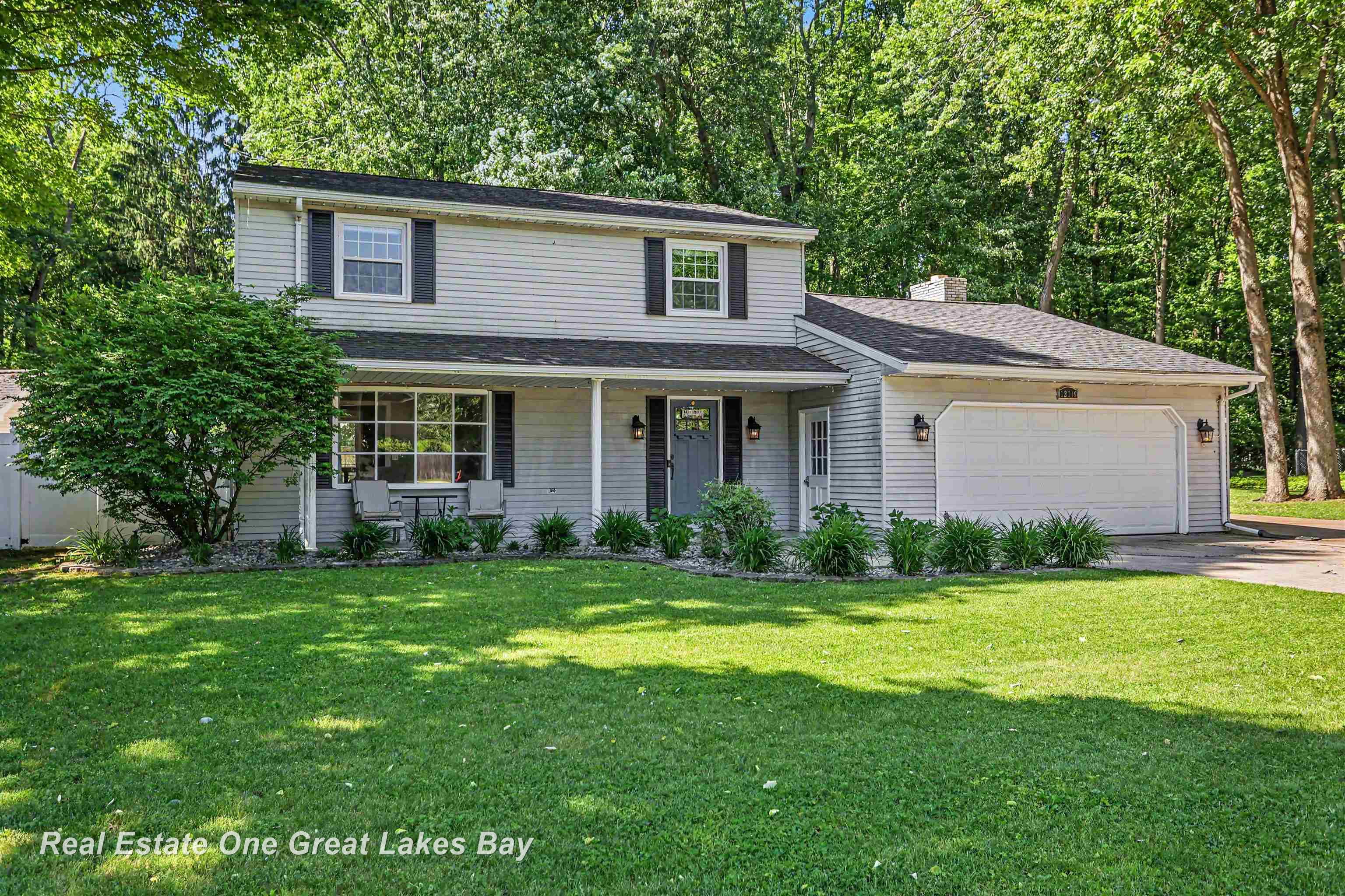 2nd image of 12119 Sanders Dr, Freeland, MI 48623 | MLS# 50209674