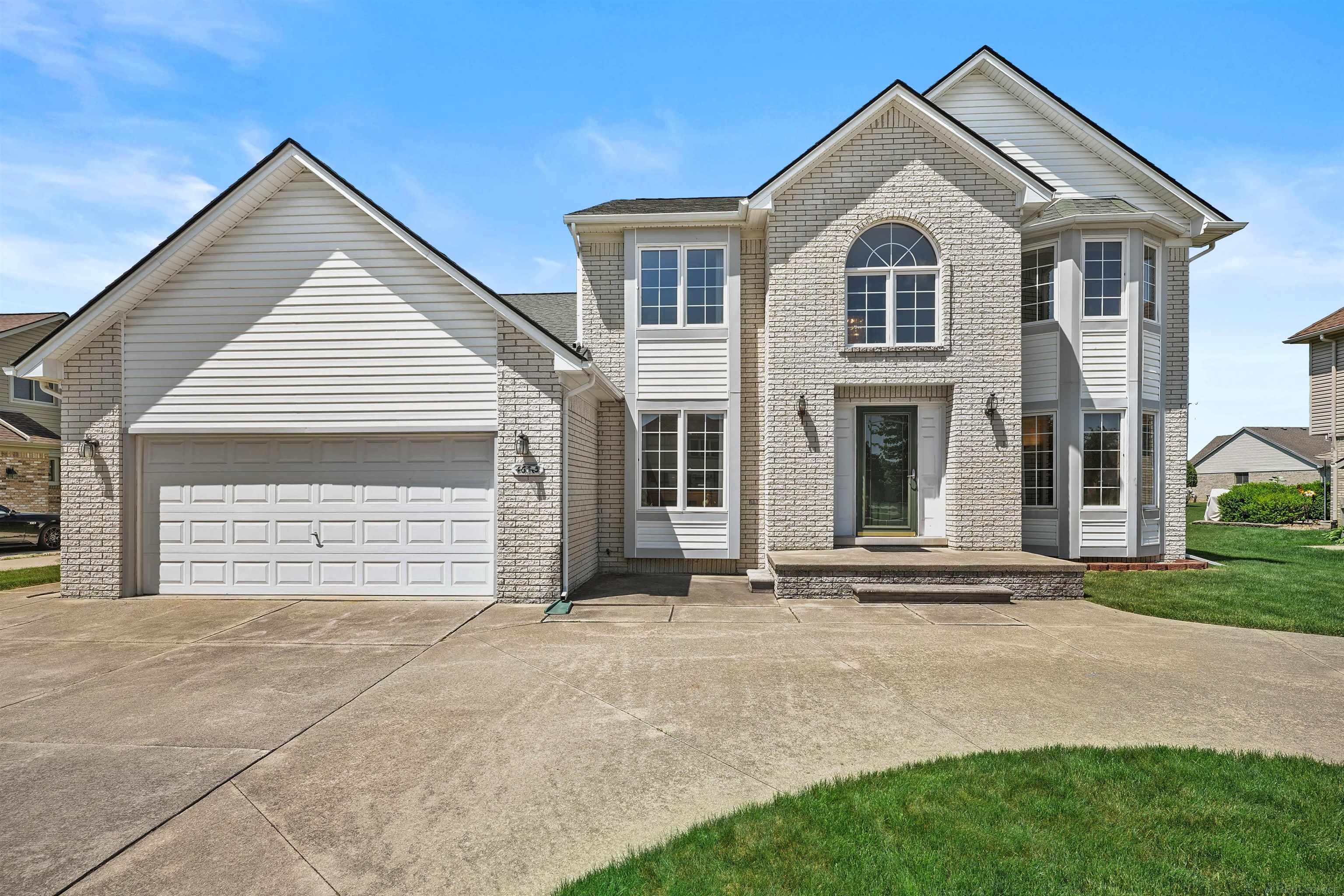 Photo 2 of Single family home for sale at 46325 Glen Eagle Dr, Shelby Township, MI 48315 | MLS# 58050209762 | Listing updated on 2026-09-14