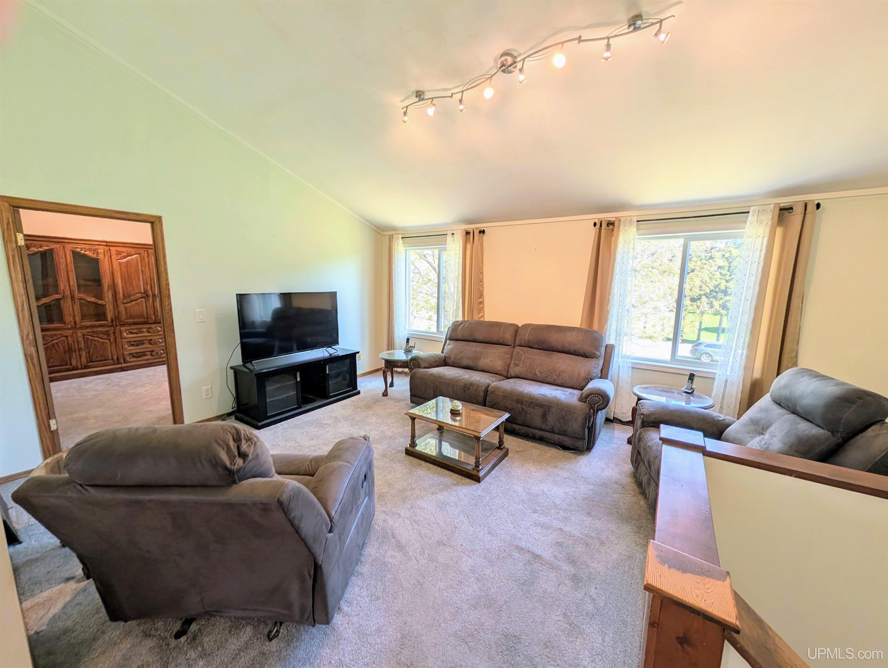 MLS 50209784 Large photo number 8 