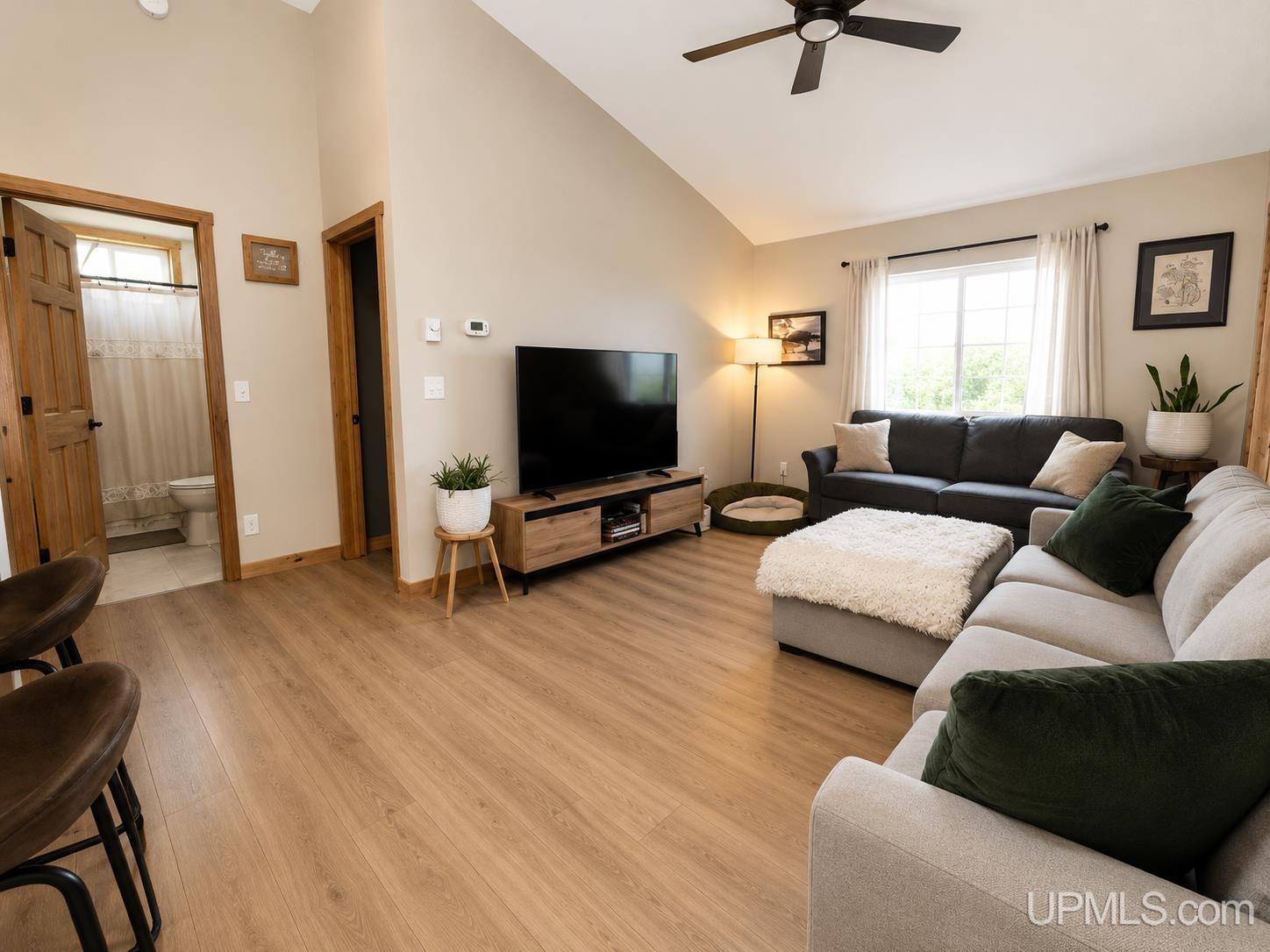 MLS 50209994 Large photo number 6 