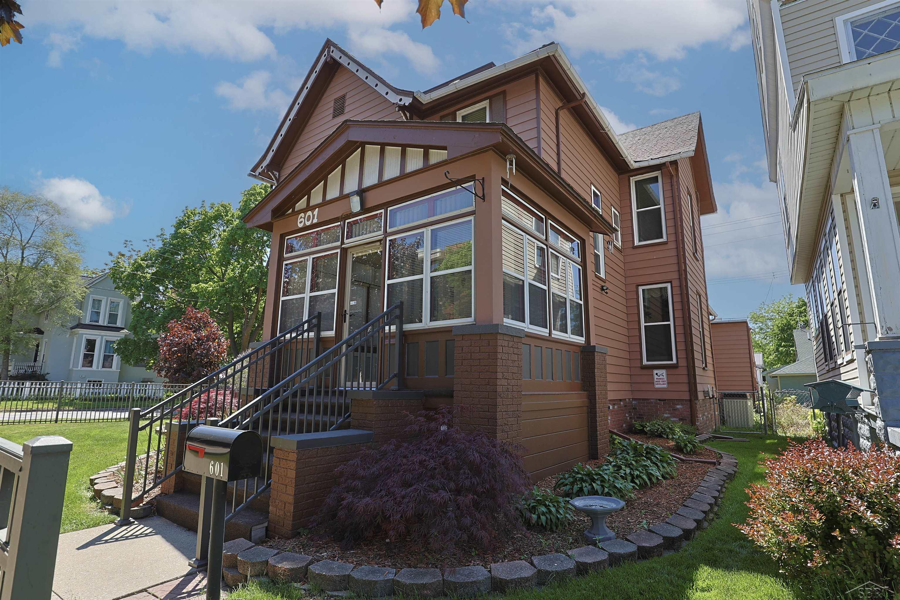 Homes for sale in Bay City City Bay, MI | 601 N Van Buren St, Bay City City Bay, MI 48708 | MLS# 61050210023