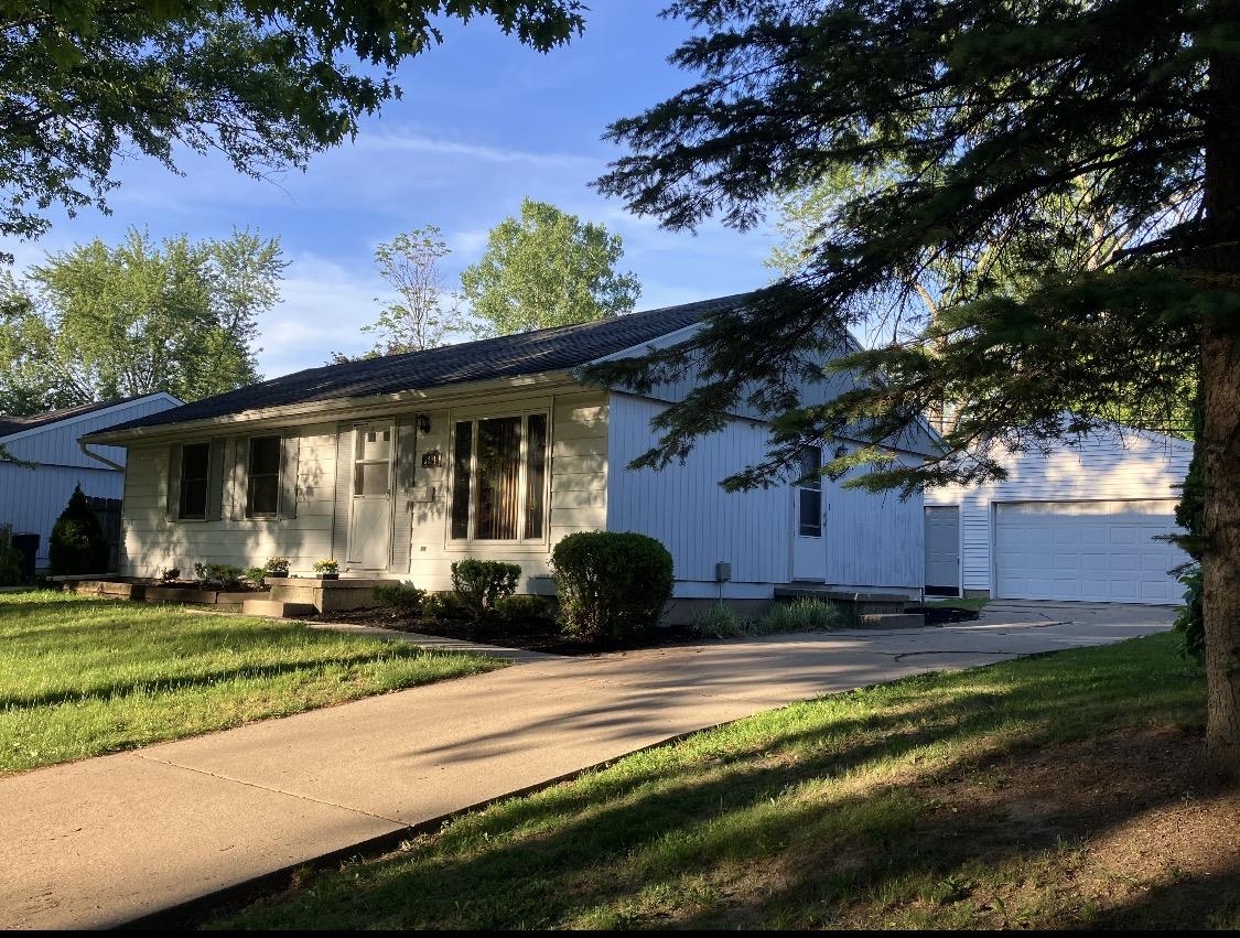 Homes for sale in Lansing, MI | 3201 Norwich Rd, Lansing, MI 48911 | MLS# 50210057