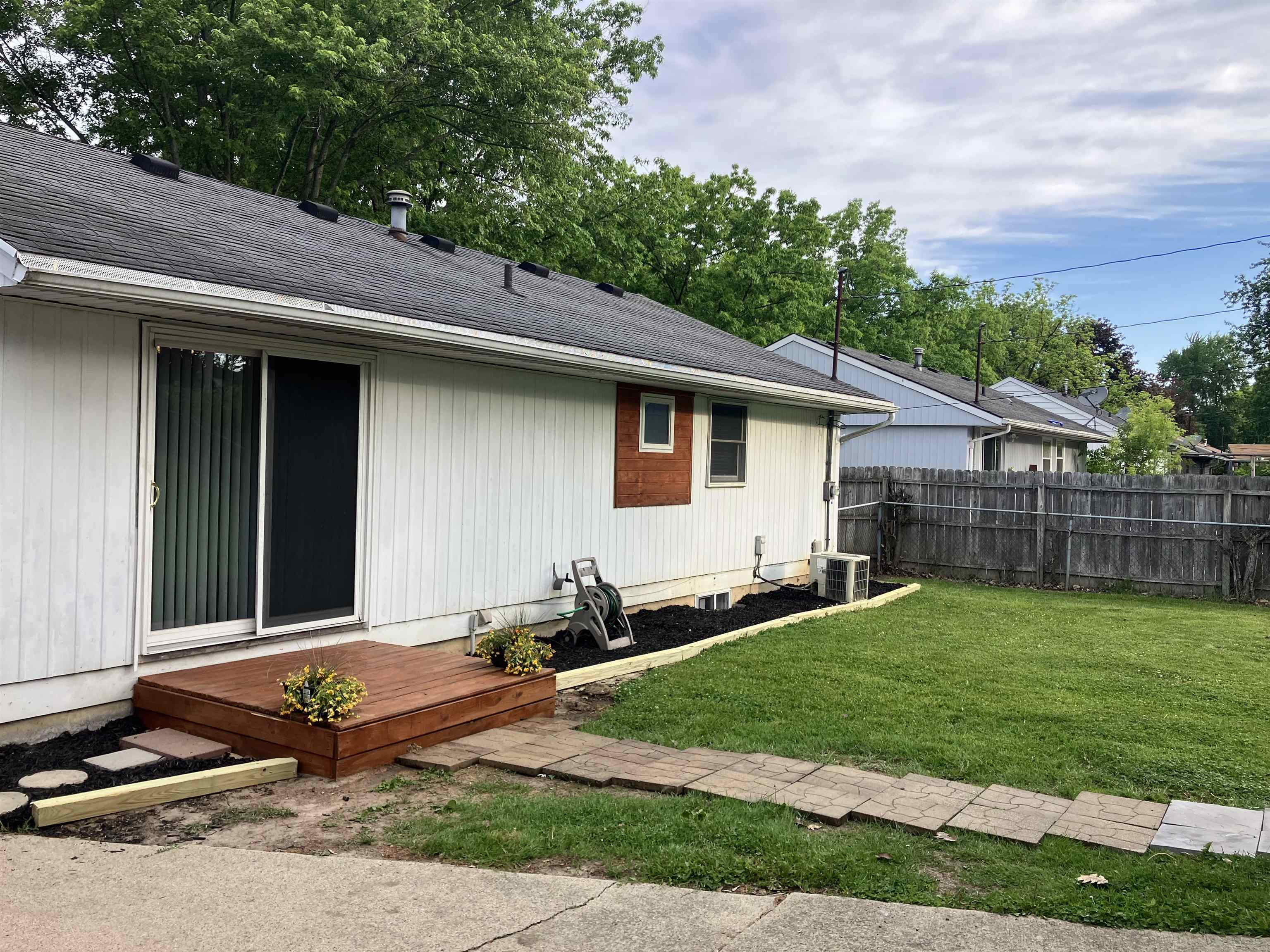 Homes for sale in Lansing, MI | 3201 Norwich Rd, Lansing, MI 48911 | MLS# 50210057