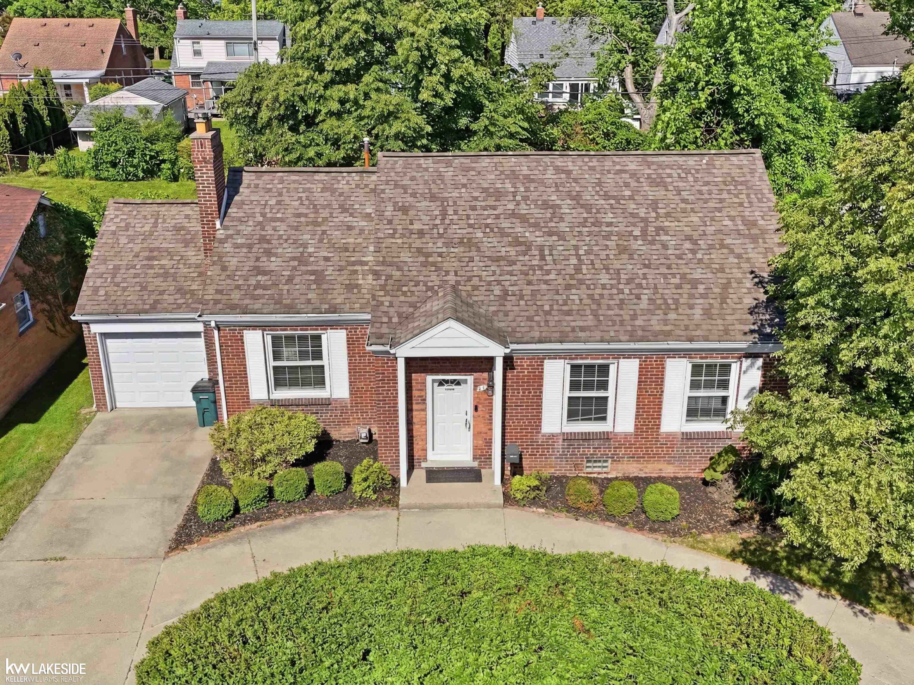 131 N CAMPBELL RD