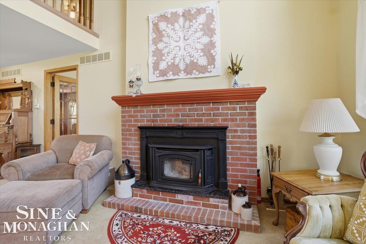 8892 Marr Road photo 5